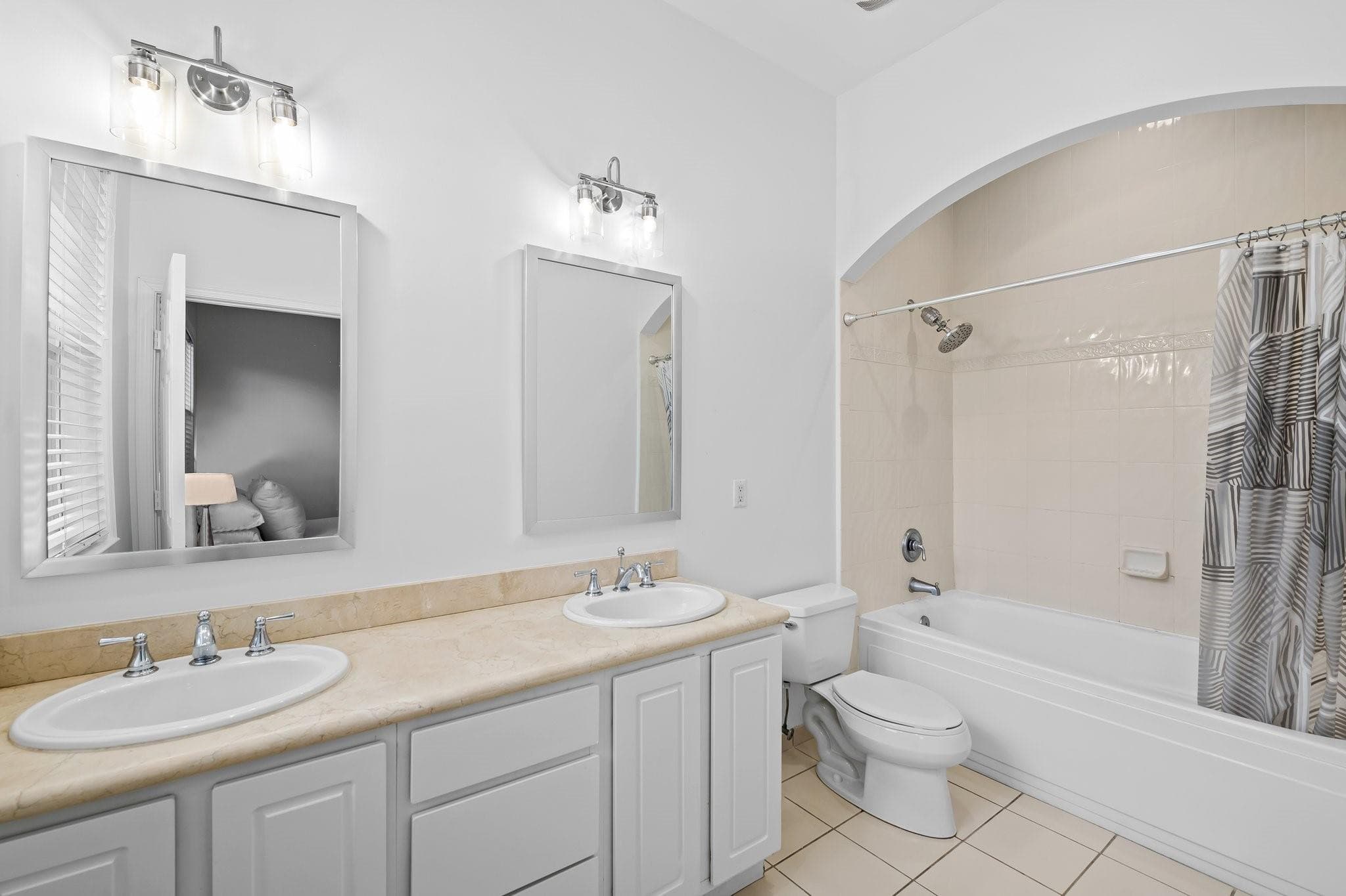 515 SW 18th Avenue 18, Fort Lauderdale, FL 33312 — photo 16 of 25