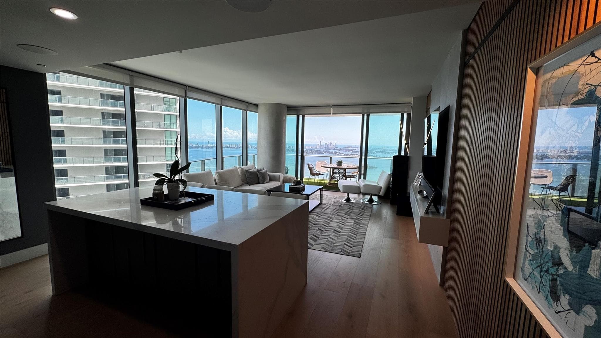 650 NE 32nd Street 4307, Miami, FL 33137 — photo 8 of 46