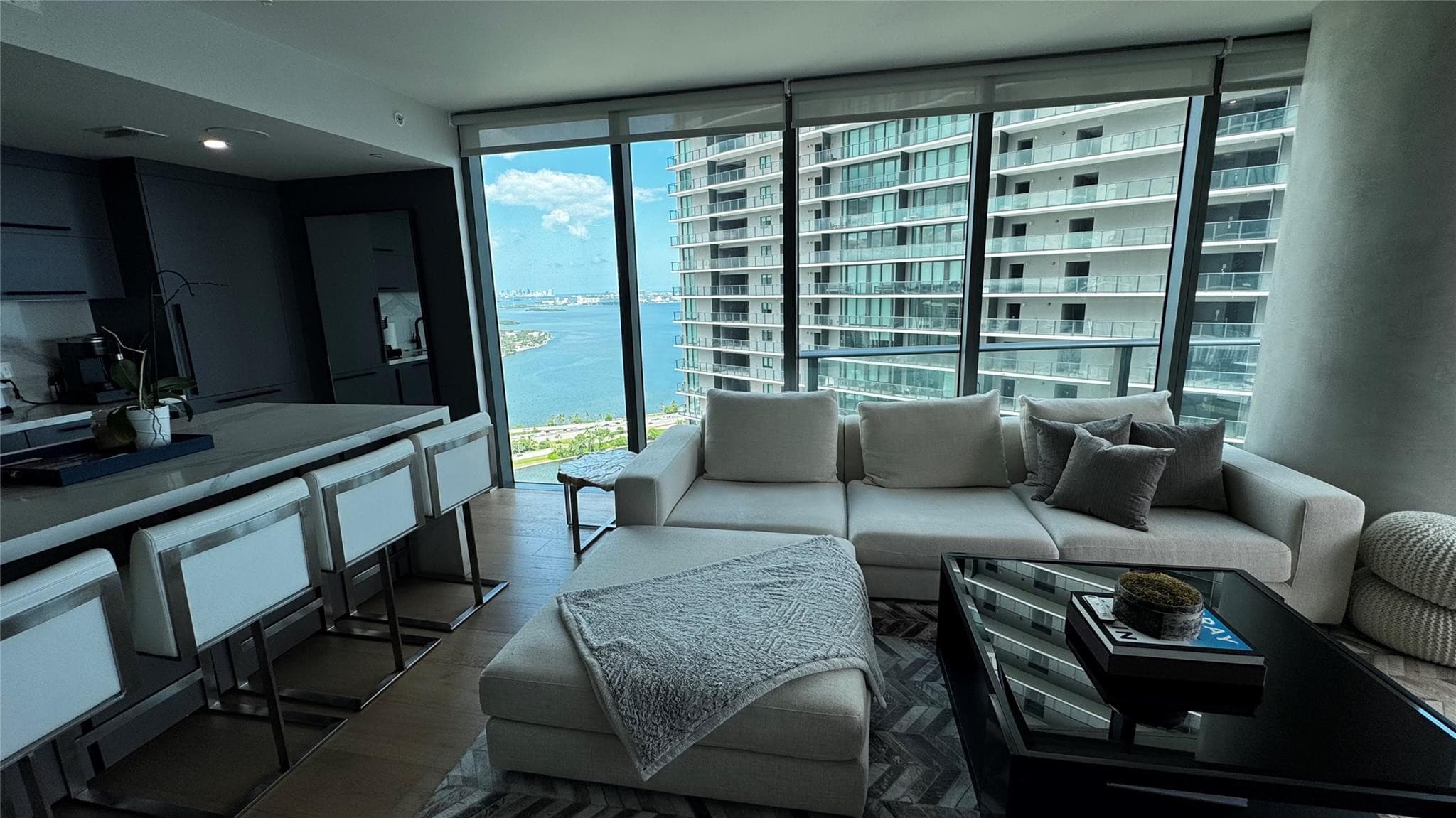 650 NE 32nd Street 4307, Miami, FL 33137 — photo 10 of 46