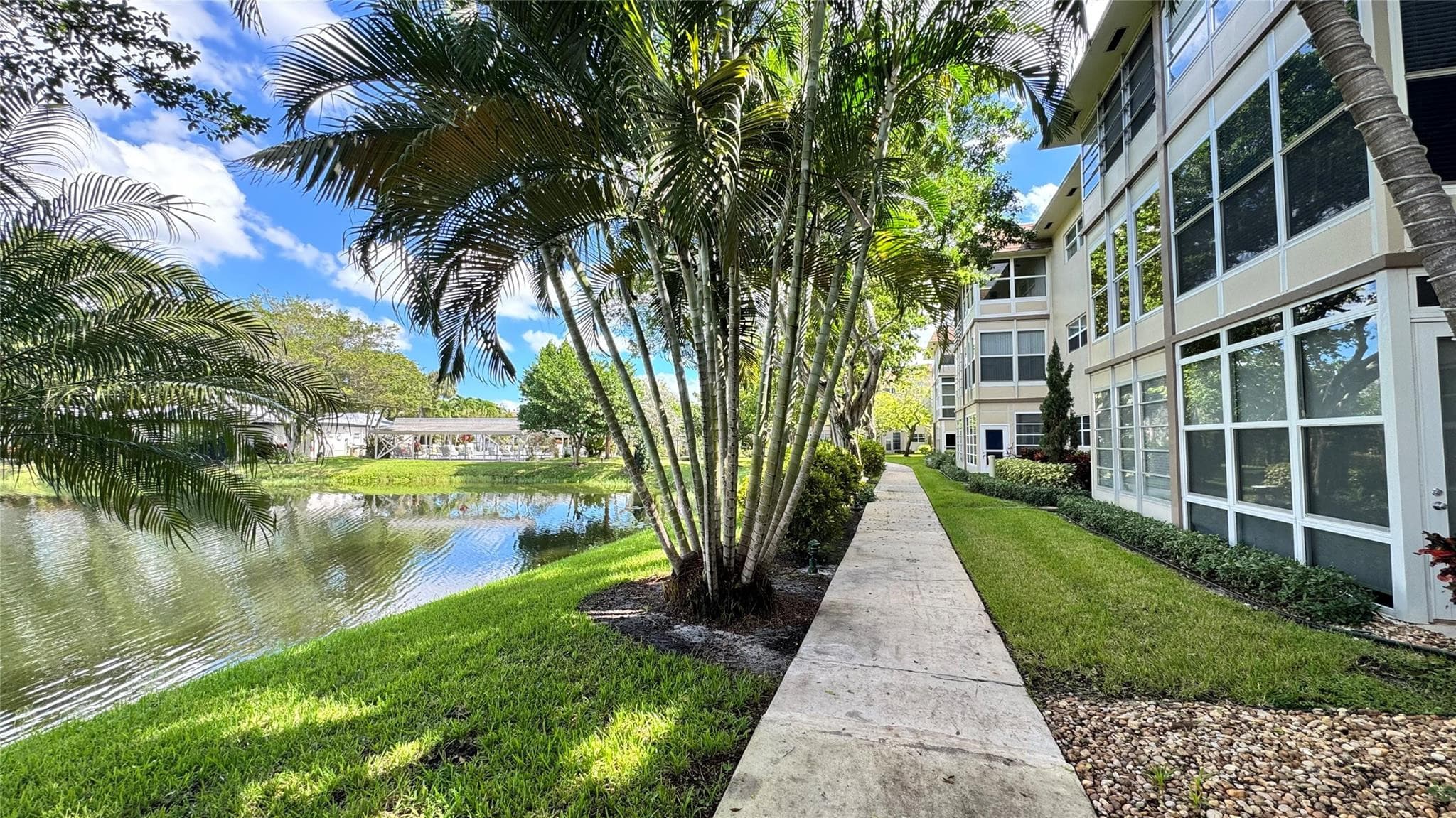 5103 NW 35th Street 606, Lauderdale Lakes, FL 33319 — photo 2 of 35