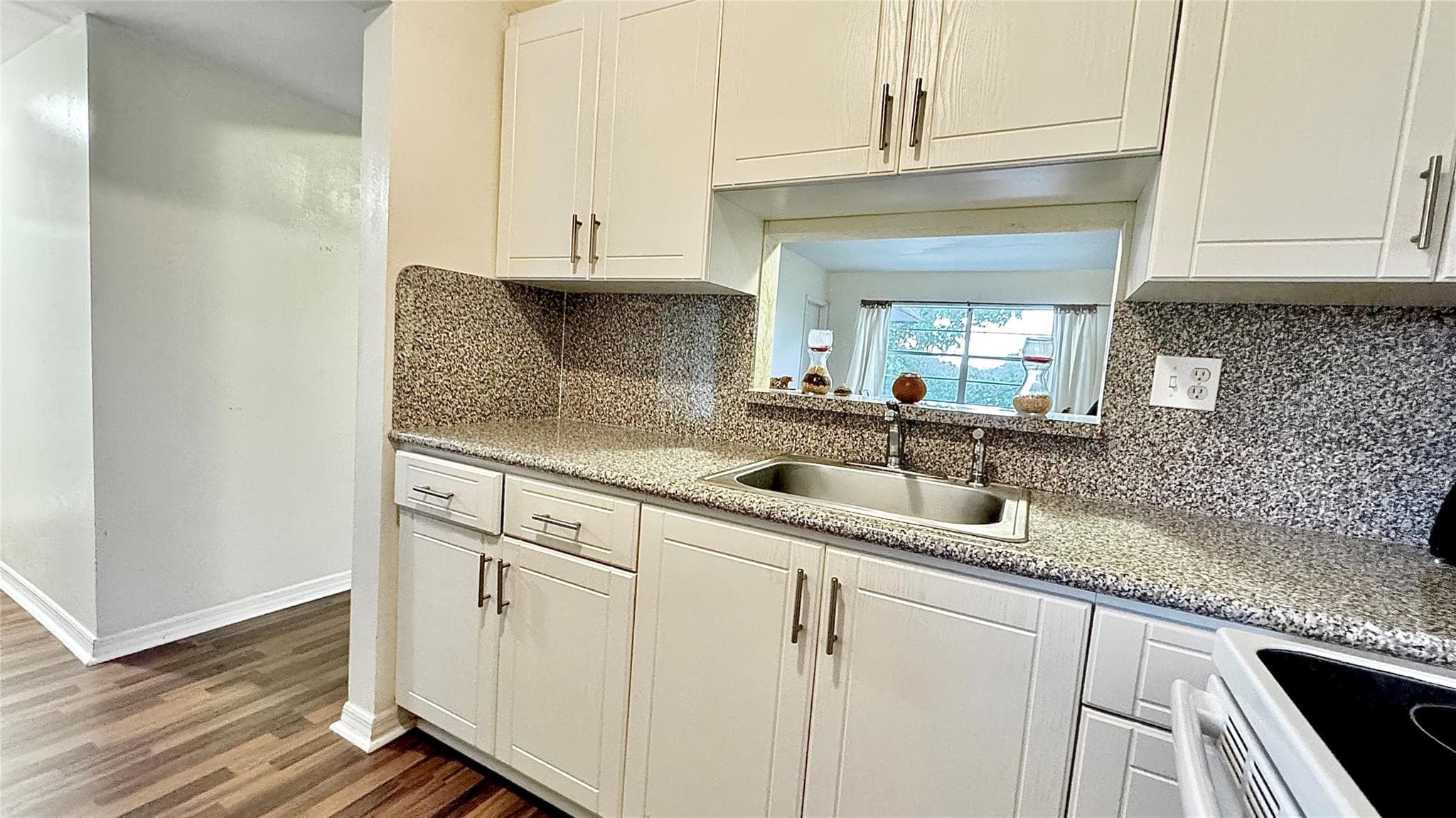 5103 NW 35th Street 606, Lauderdale Lakes, FL 33319 — photo 11 of 35