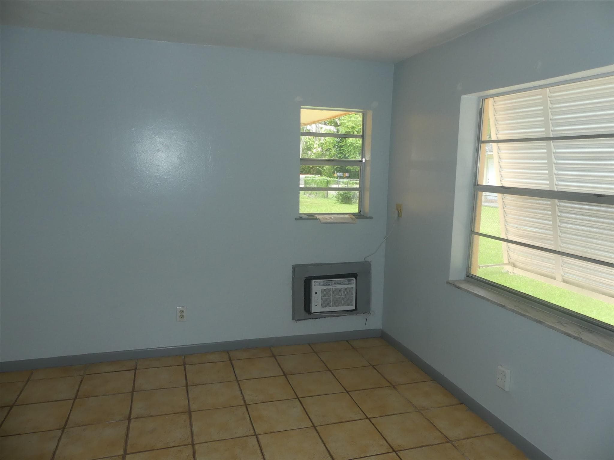 4725 SW 65th Avenue, Davie, FL 33314 — photo 11 of 14