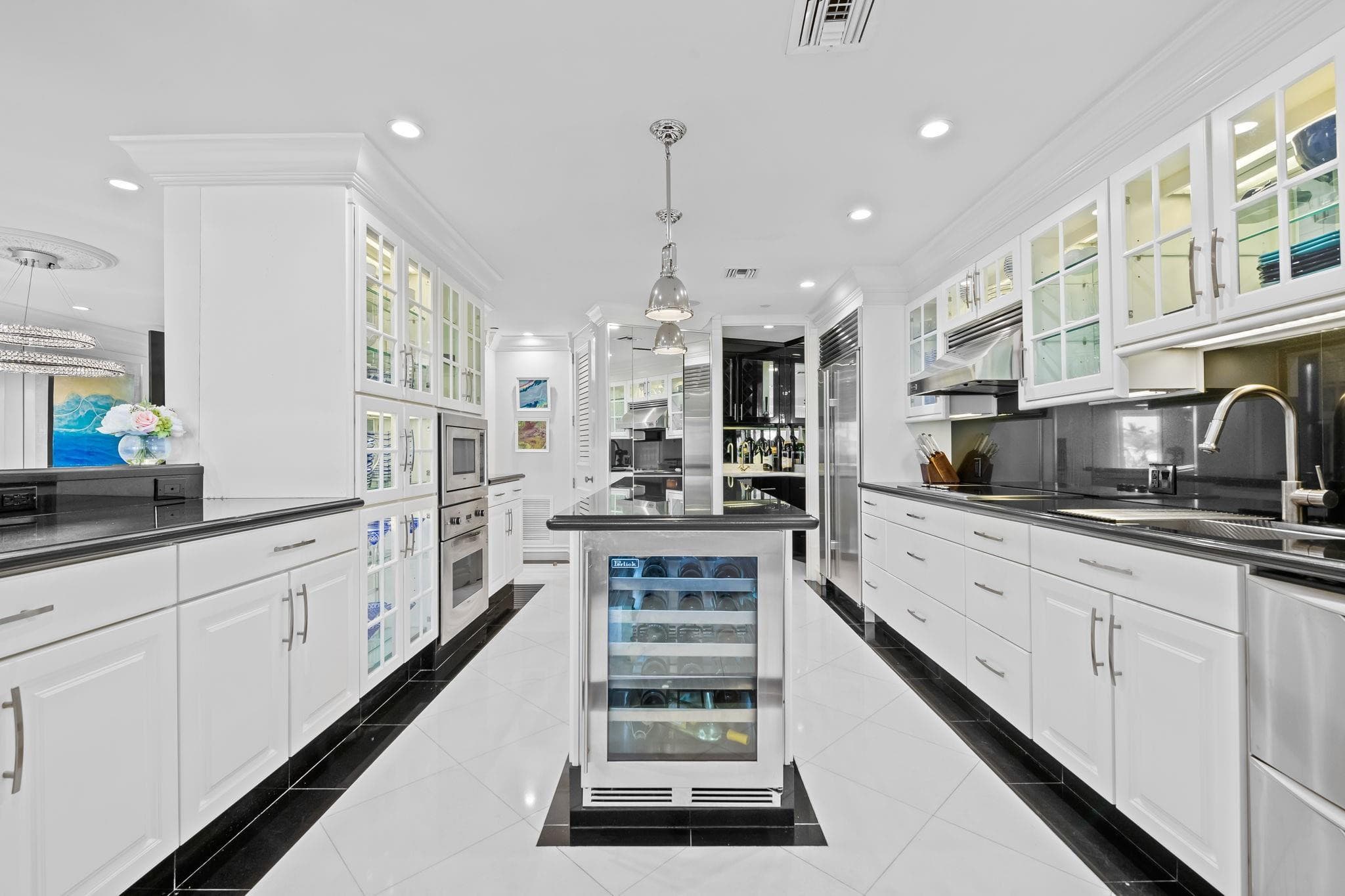 615 Bayshore Drive 103, Fort Lauderdale, FL 33304 — photo 12 of 30