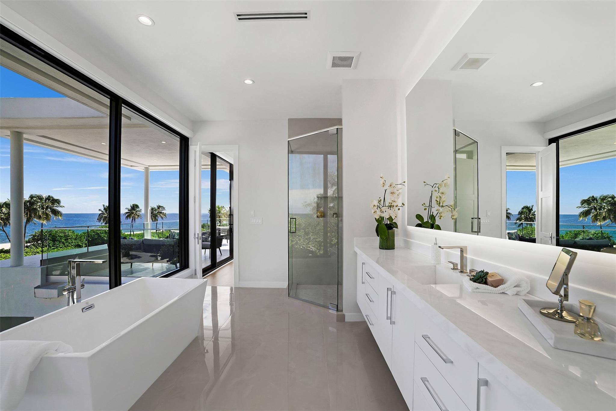 1813 N Fort Lauderdale Beach Boulevard, Fort Lauderdale, FL 33305 — photo 7 of 60