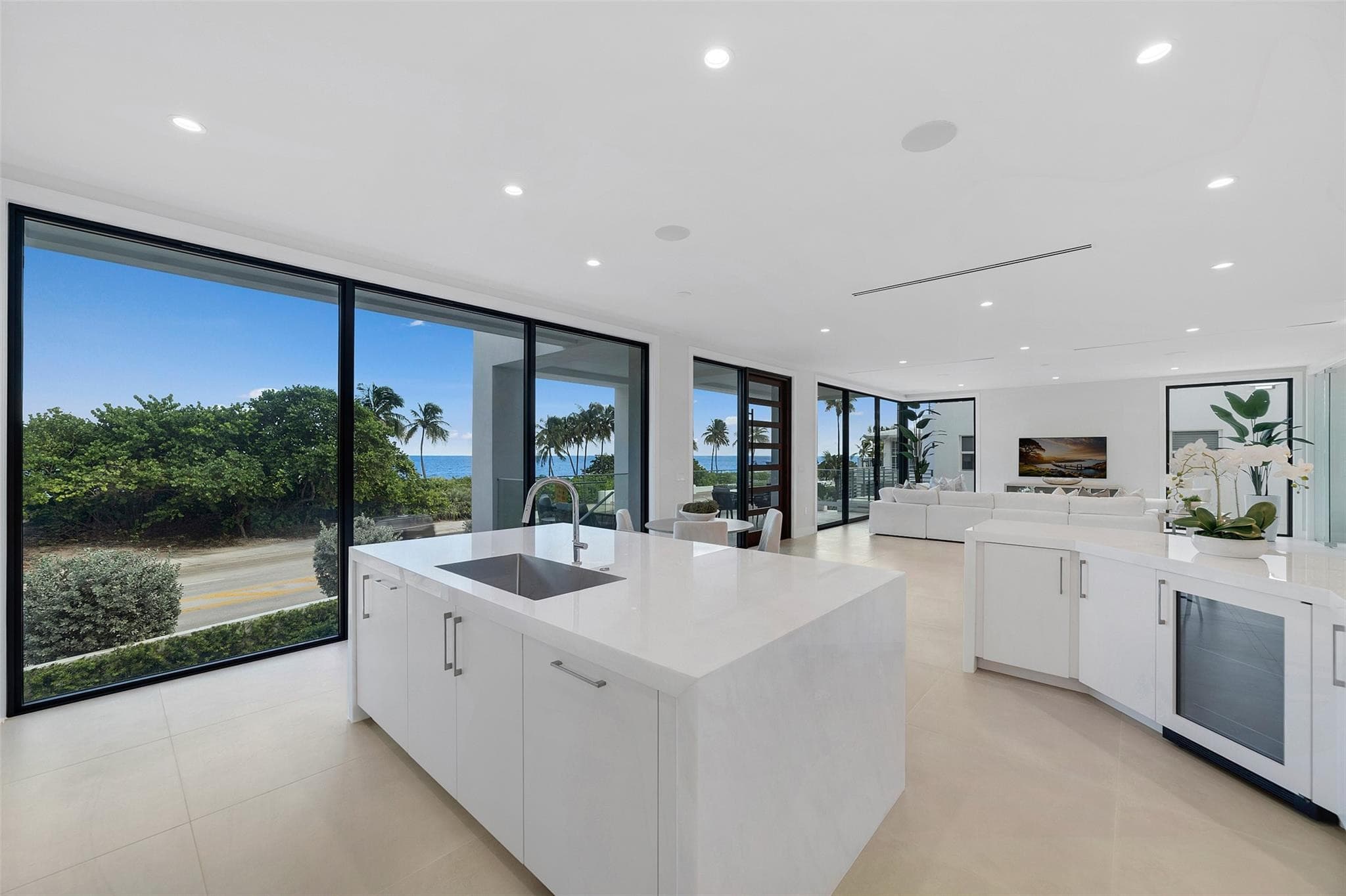 1813 N Fort Lauderdale Beach Boulevard, Fort Lauderdale, FL 33305 — photo 31 of 60