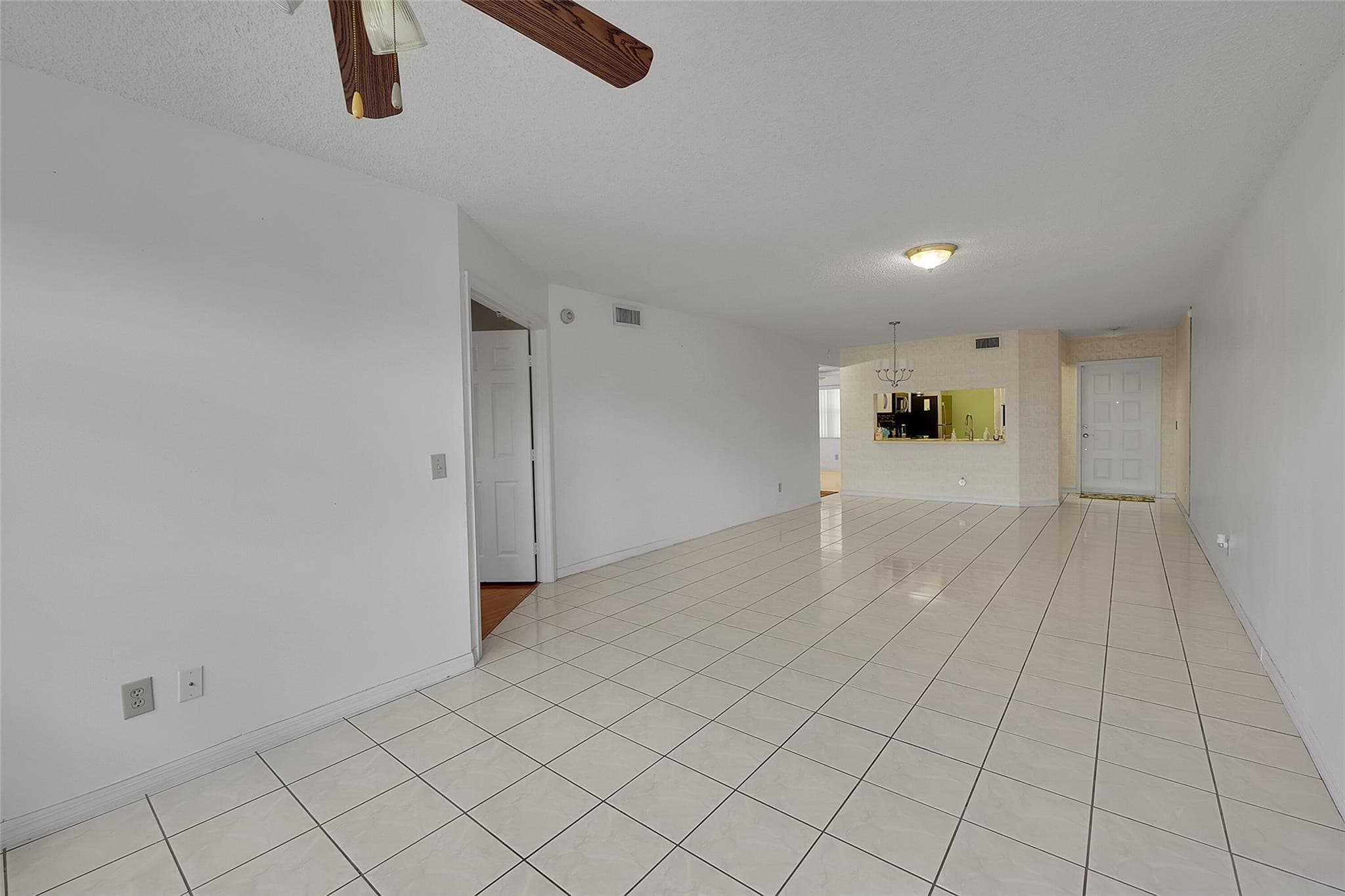 10369 NW 24th Place 402, Sunrise, FL 33322 — photo 5 of 43