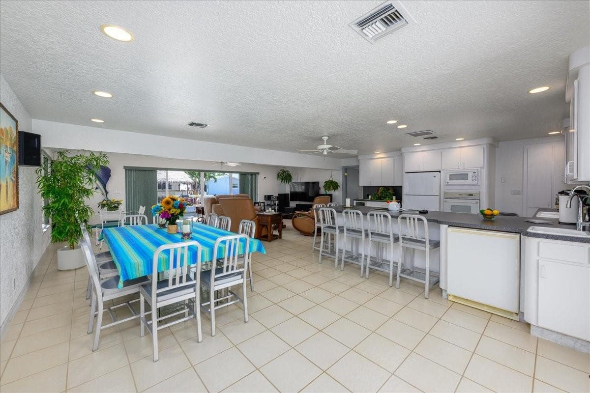 200 SE 11th Street, Pompano Beach, FL 33060 — photo 12 of 30