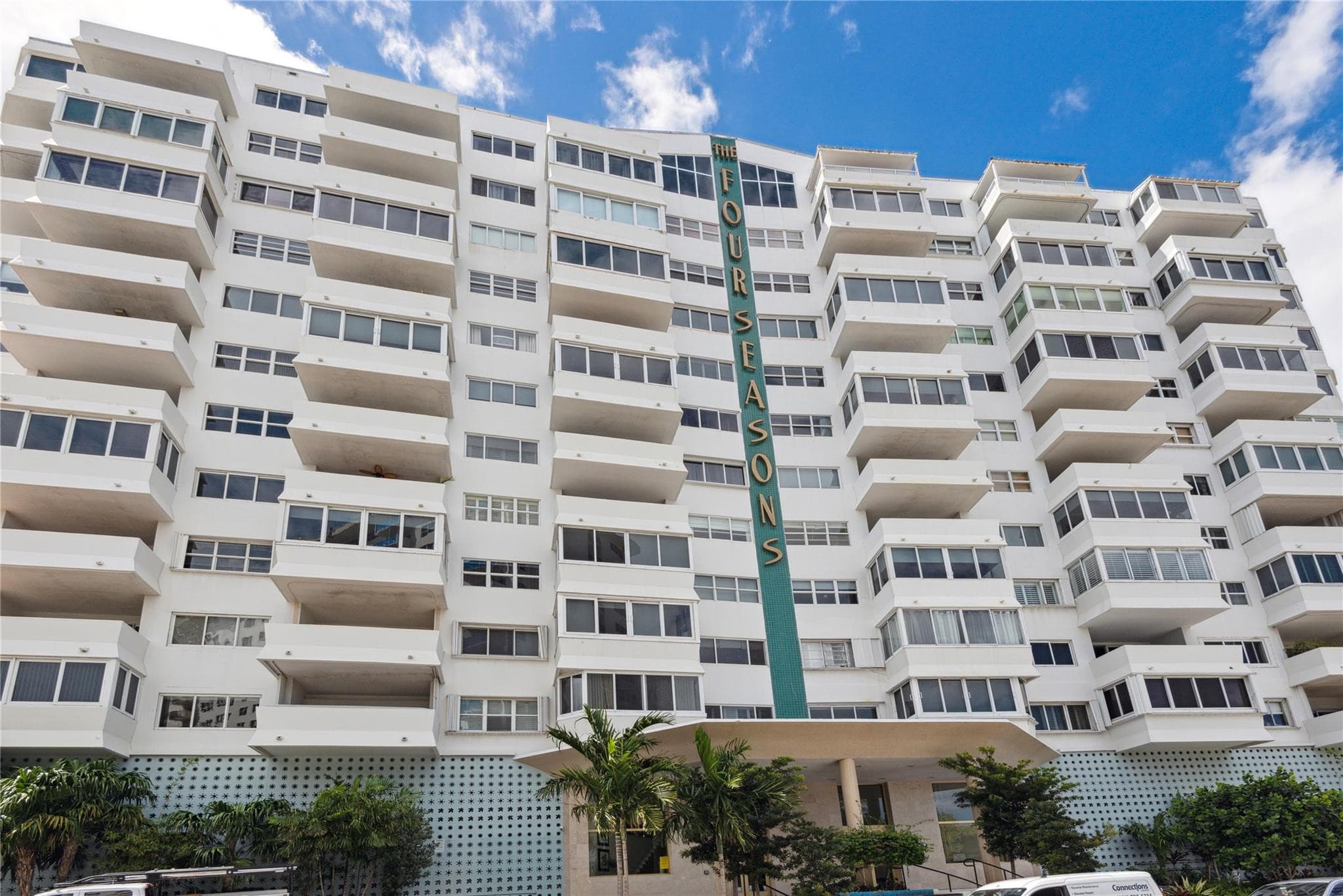 333 Sunset Drive 207, Fort Lauderdale, FL 33301 — photo 1 of 22