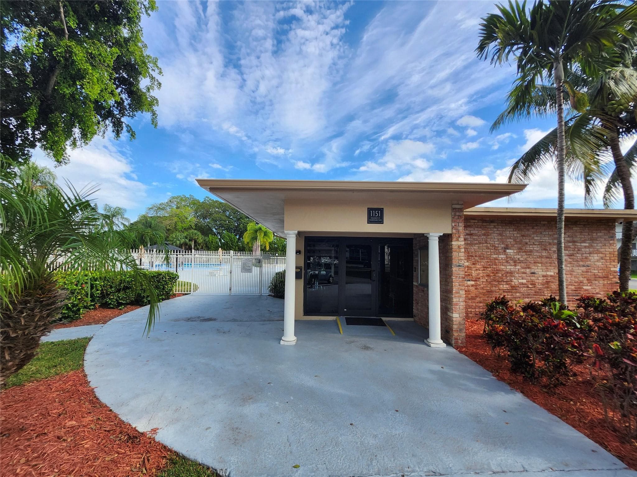 1201 Hillcrest Court 105, Hollywood, FL 33021 — photo 19 of 21