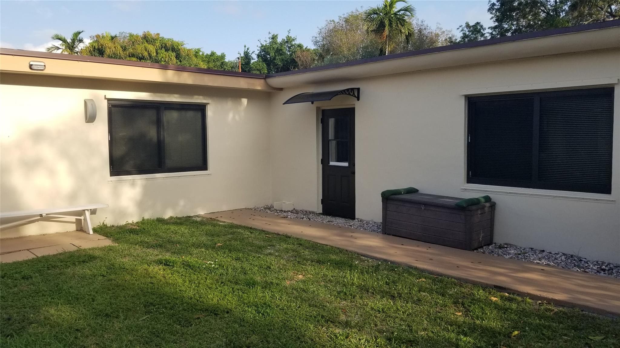 803 NE 8th Street, Hallandale Beach, FL 33009 — photo 6 of 39