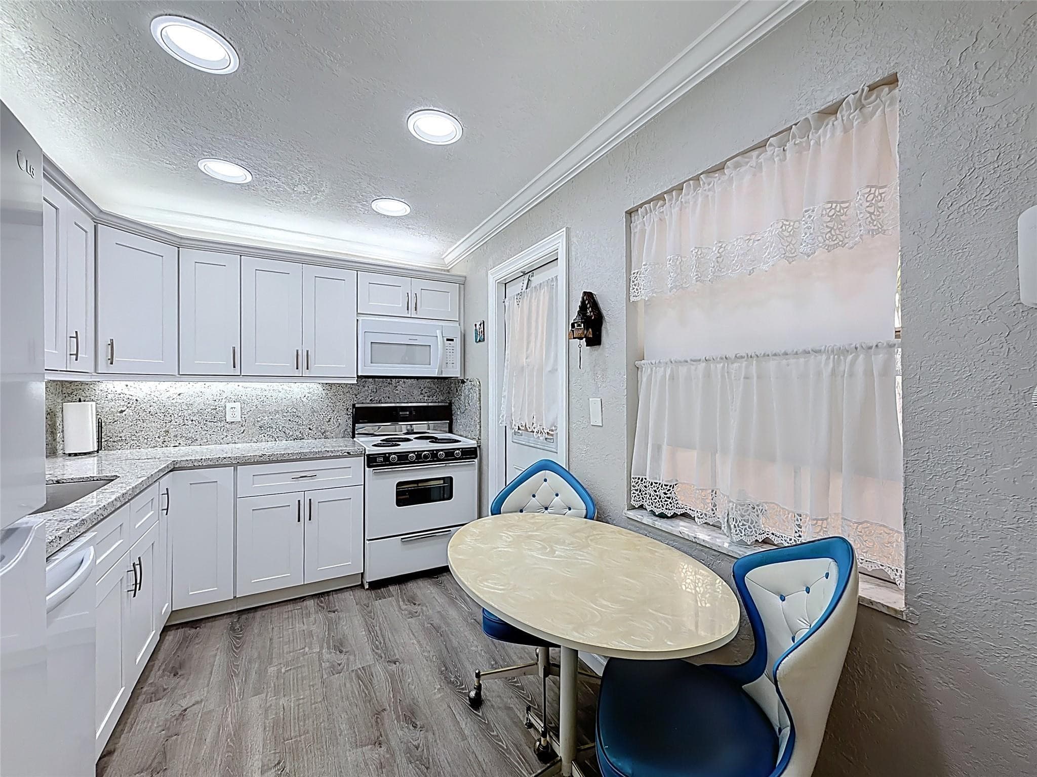 4211 NW 41st Street 205, Lauderdale Lakes, FL 33319 — photo 7 of 54