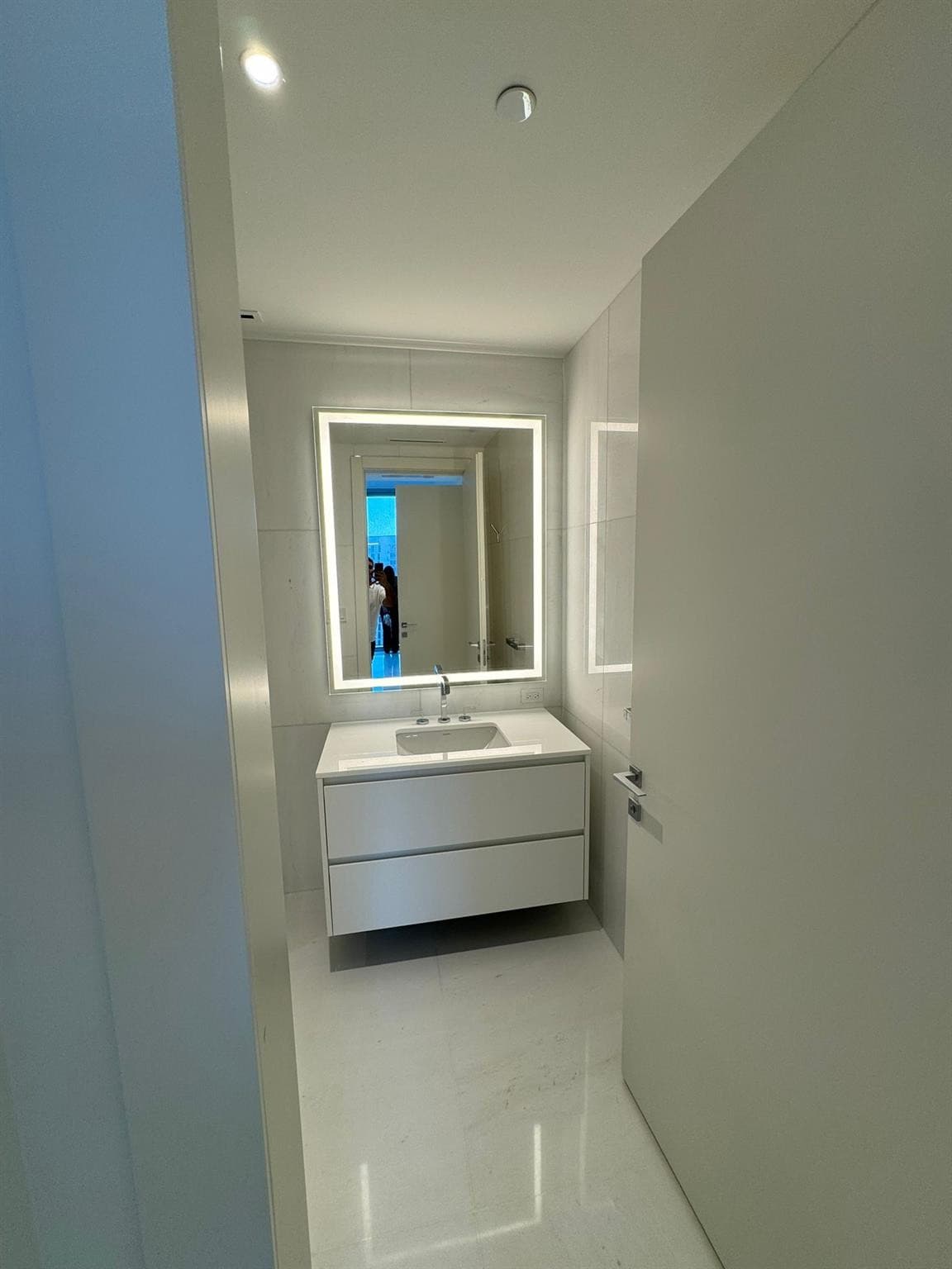 300 Biscayne Blvd Way 2508, Miami, FL 33131 — photo 23 of 35