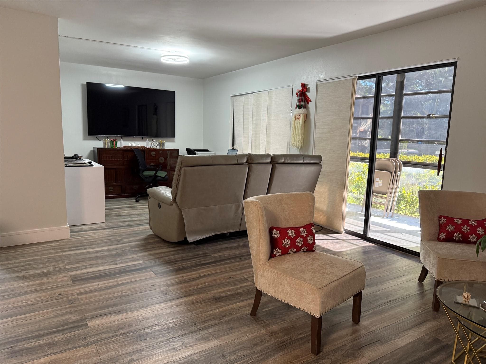 10905 W Clairmont Circle 102, Tamarac, FL 33321 — photo 6 of 25