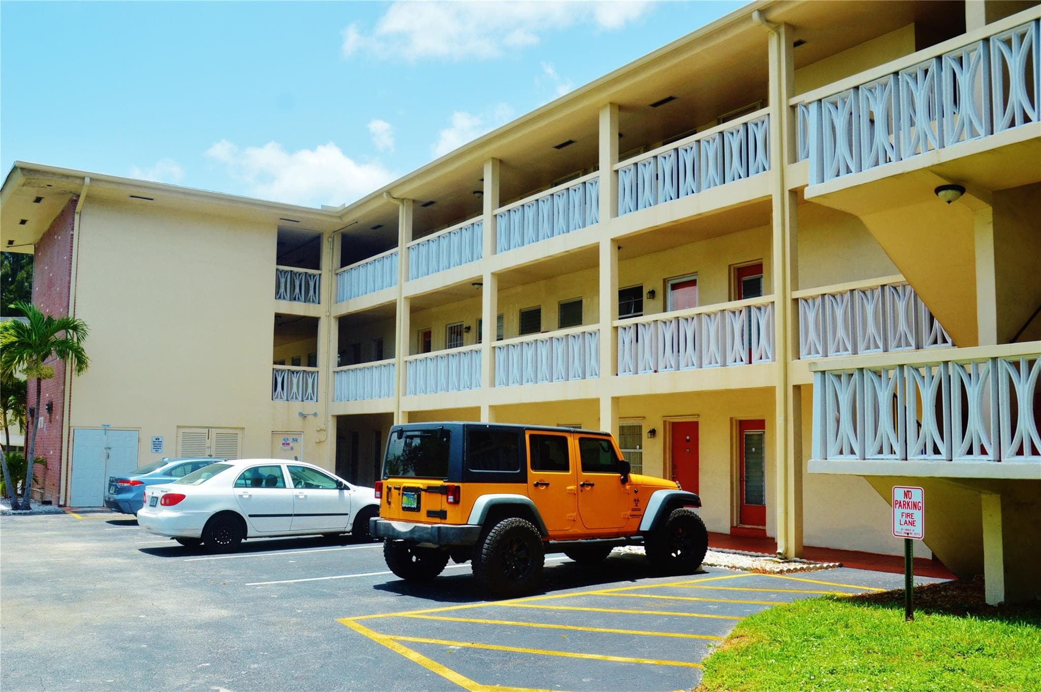 4770 NW 10th Court 312, Plantation, FL 33313 — photo 32 of 33