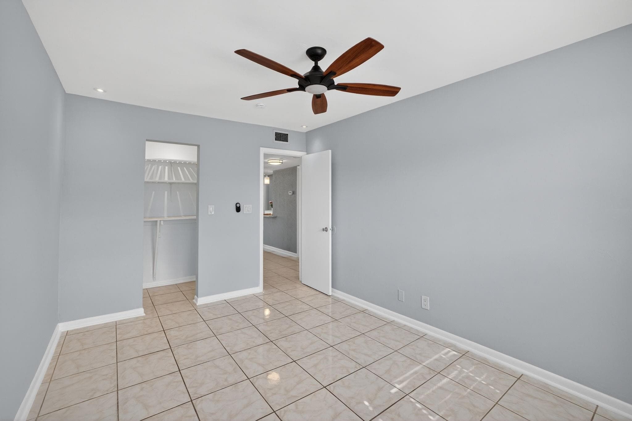 4051 NE 13th Avenue 77, Oakland Park, FL 33334 — photo 30 of 47