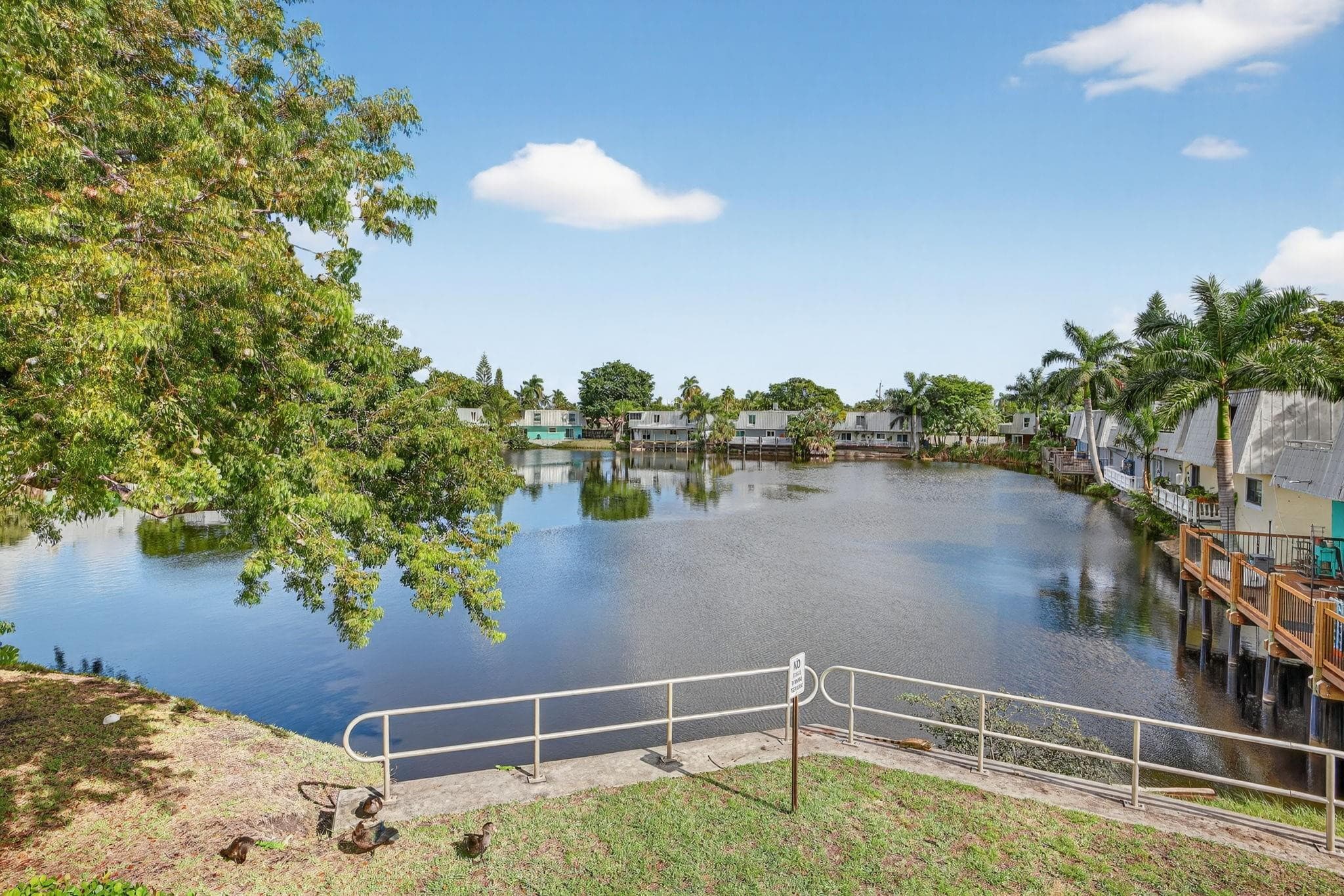 4051 NE 13th Avenue 77, Oakland Park, FL 33334 — photo 36 of 47