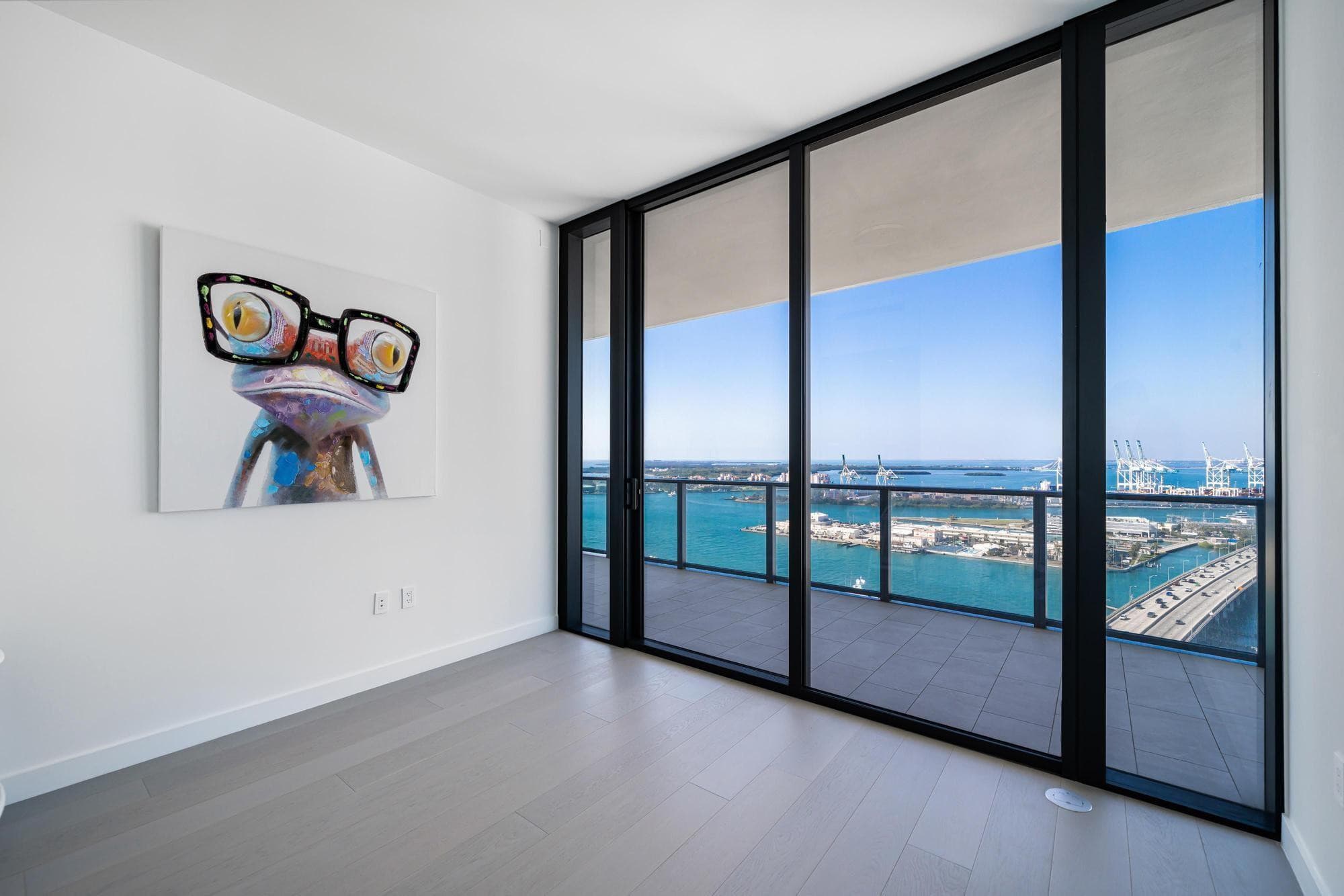 500 Alton 2702, Miami Beach, FL 33139 — photo 13 of 32