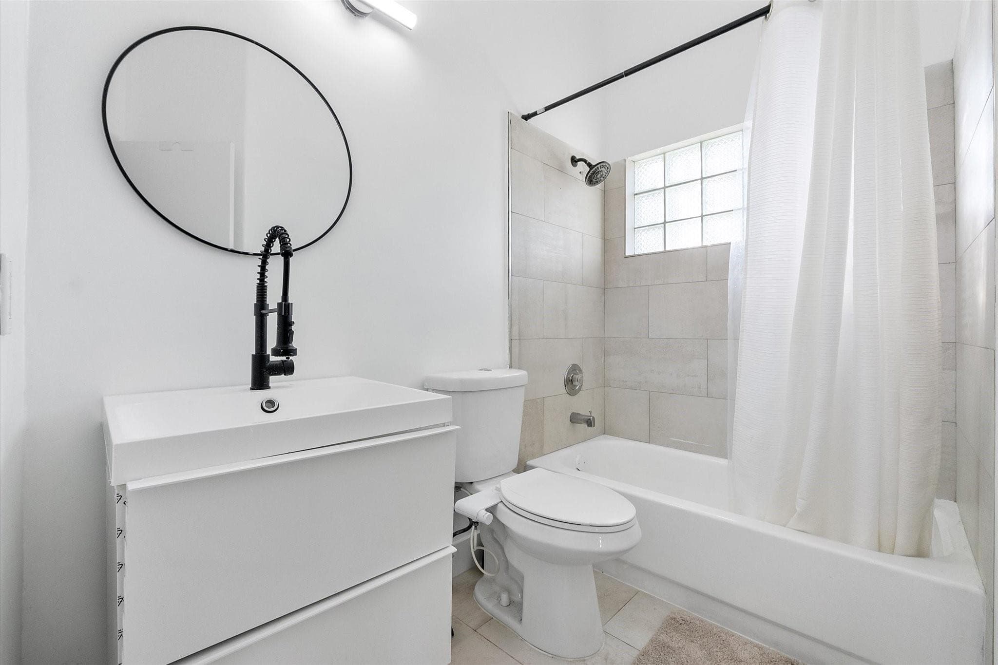 1043 Laguna Springs Drive, Weston, FL 33326 — photo 24 of 43