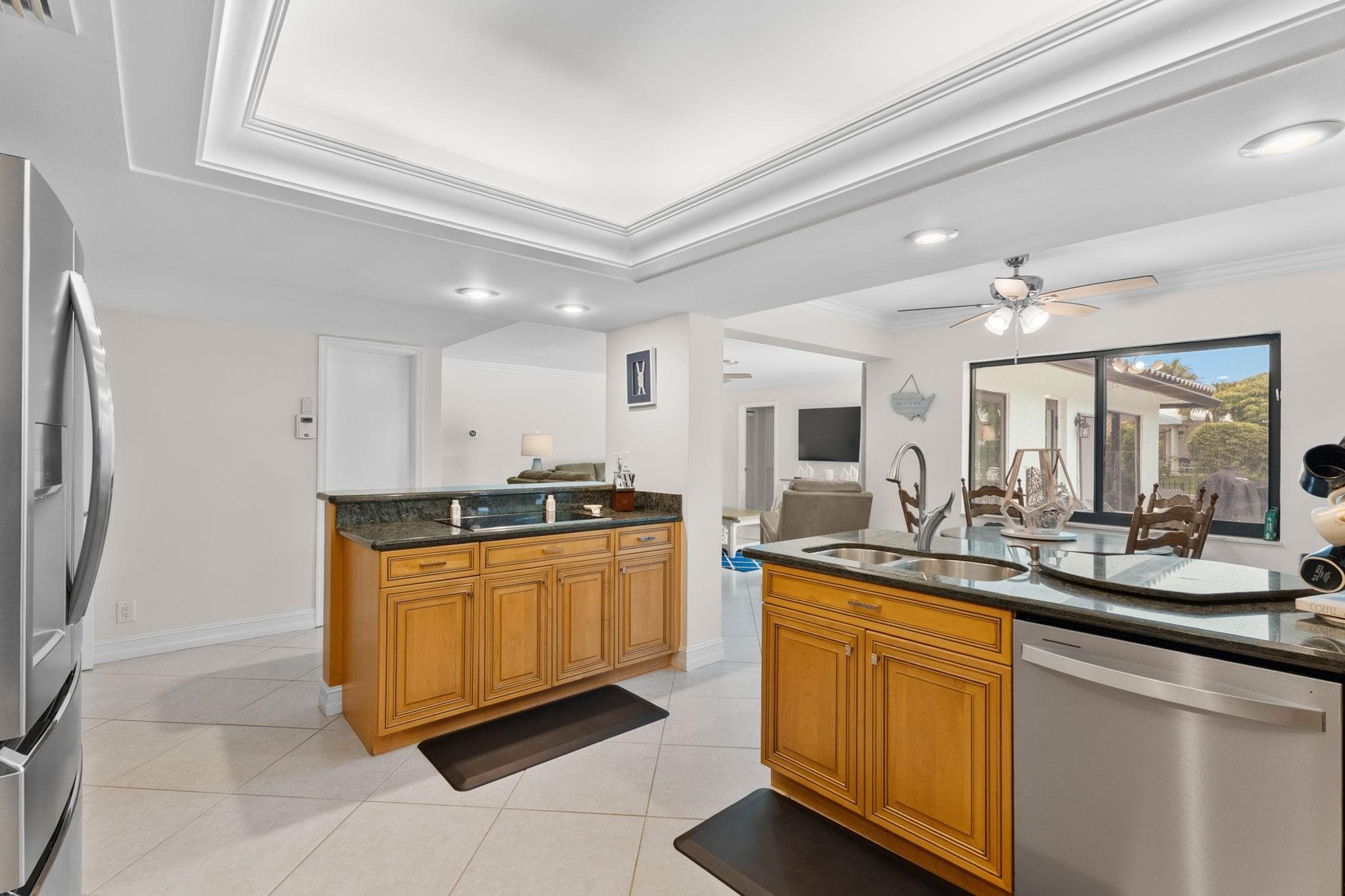 5570 NE 26 Avenue, Fort Lauderdale, FL 33308 — photo 9 of 55