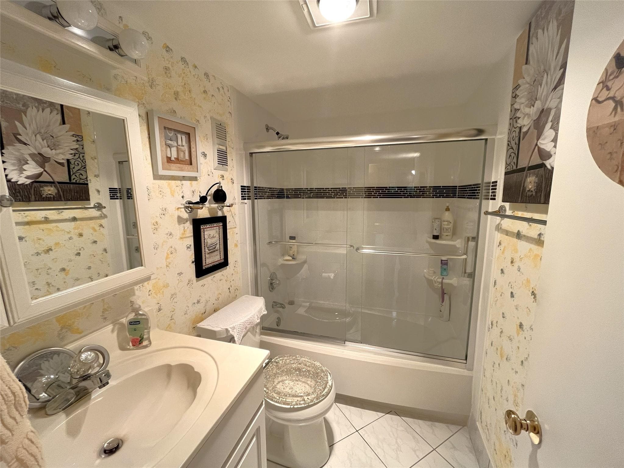 9501 Seagrape Drive 305, Davie, FL 33324 — photo 9 of 39