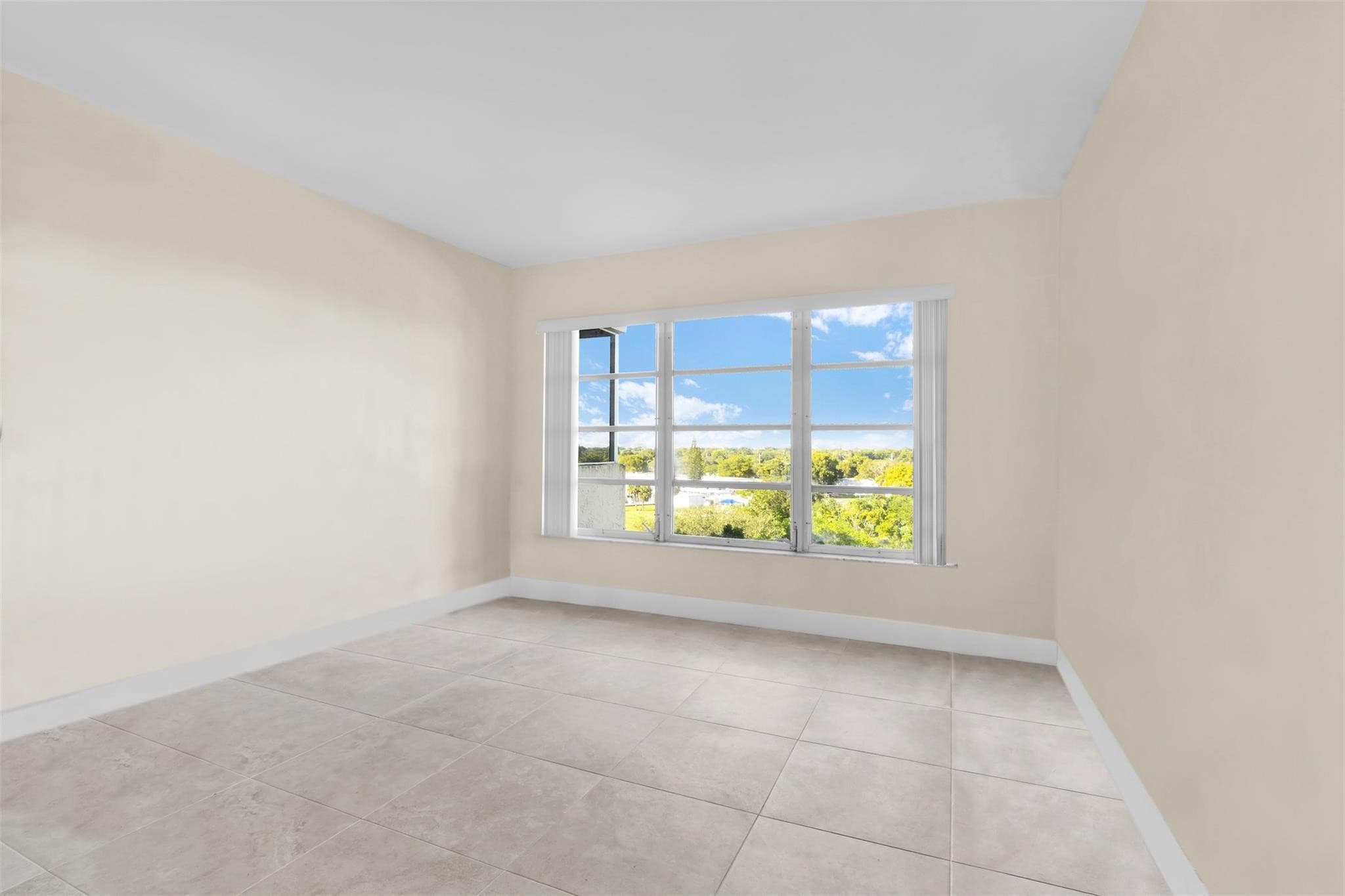 10777 W Sample Road 711, Coral Springs, FL 33065 — photo 38 of 45