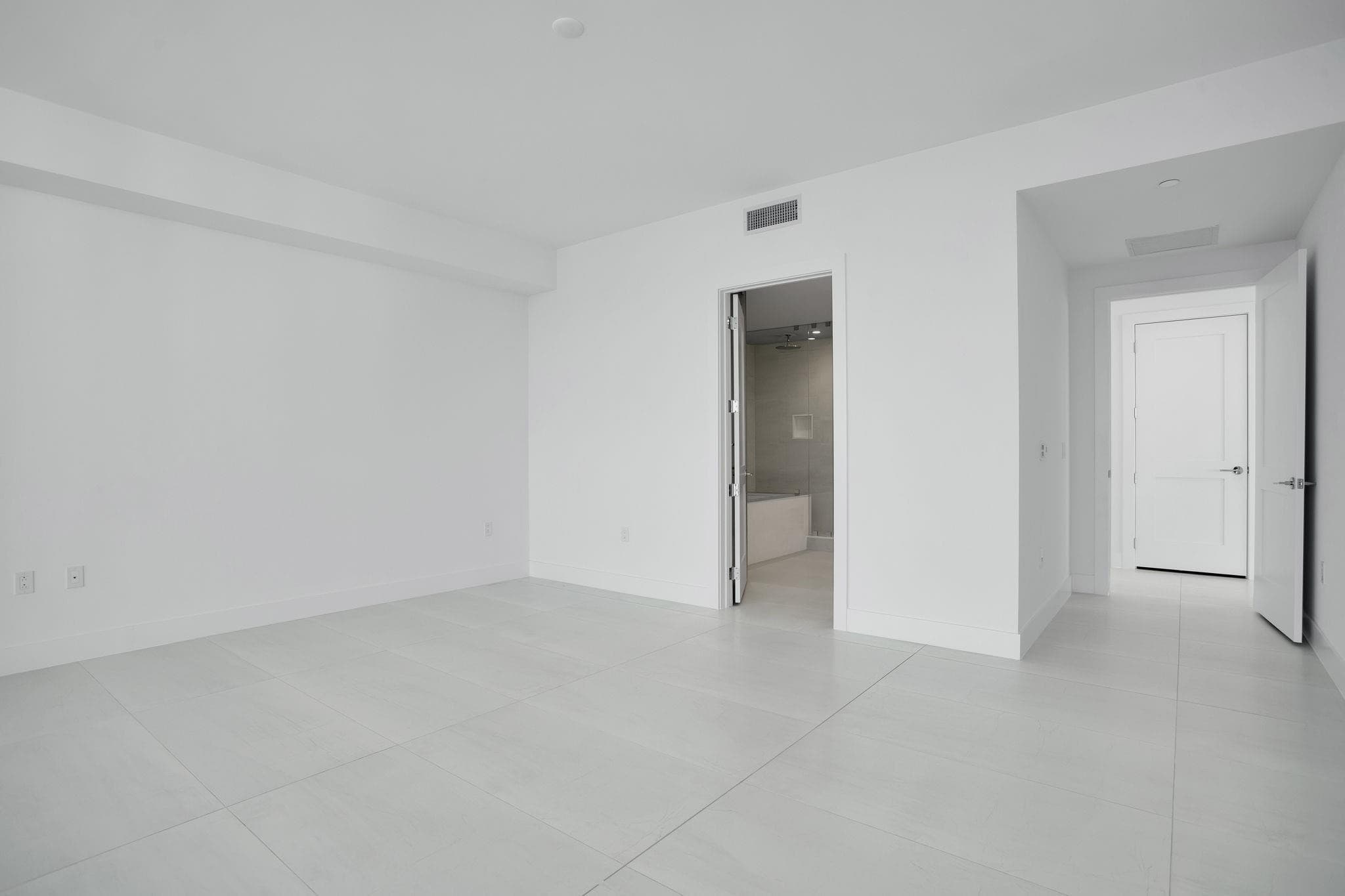 151 N Seabreeze Blv E-1204, Fort Lauderdale, FL 33304 — photo 23 of 75