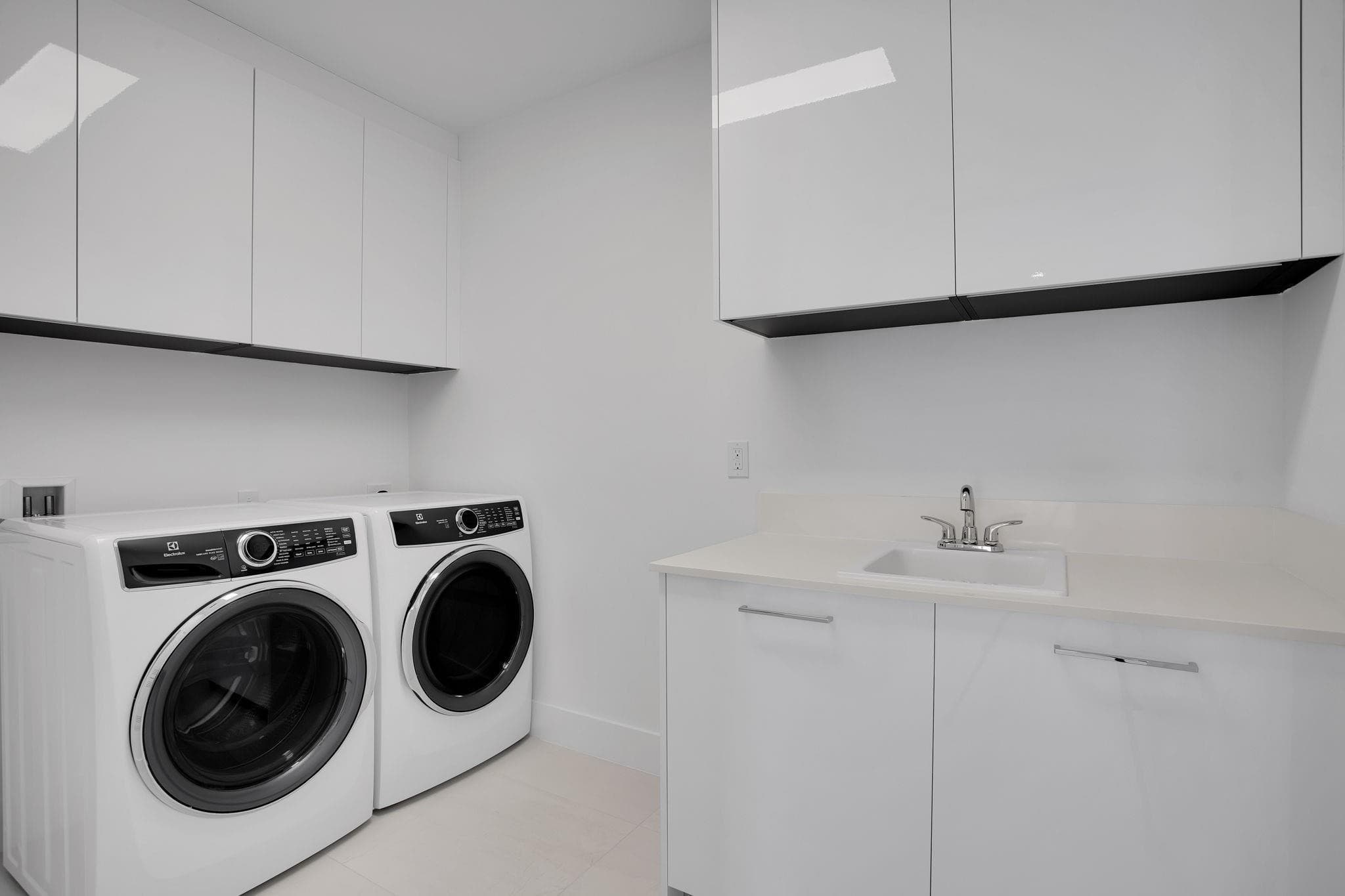 151 N Seabreeze Blv E-1204, Fort Lauderdale, FL 33304 — photo 42 of 75