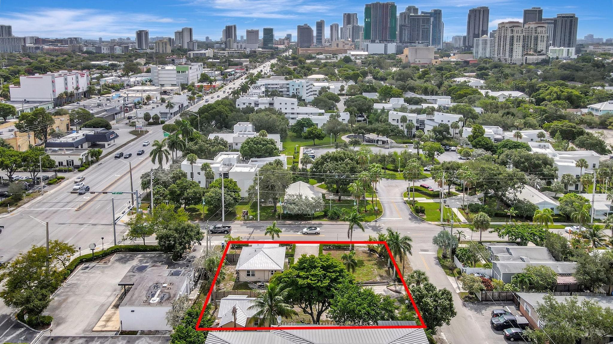 11 SW 11th Avenue, Fort Lauderdale, FL 33312 — photo 8 of 47