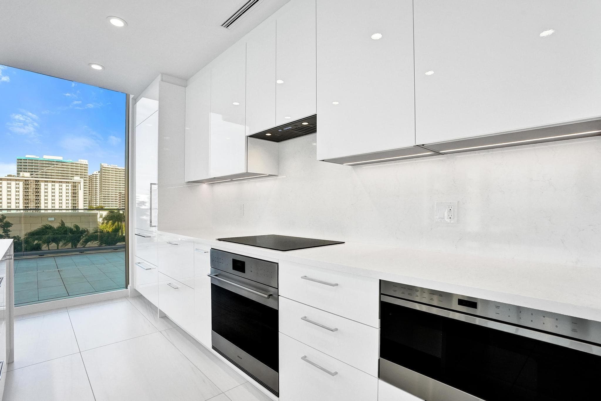 153 N Seabreeze Boulevard 504-s, Fort Lauderdale, FL 33304 — photo 31 of 79