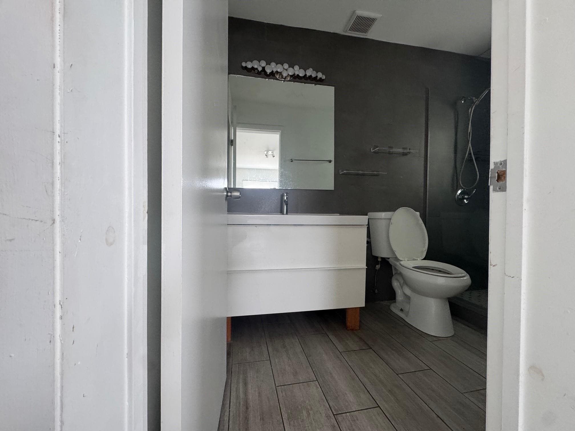 7910 Abbott Avenue 6, Miami Beach, FL 33141 — photo 4 of 13