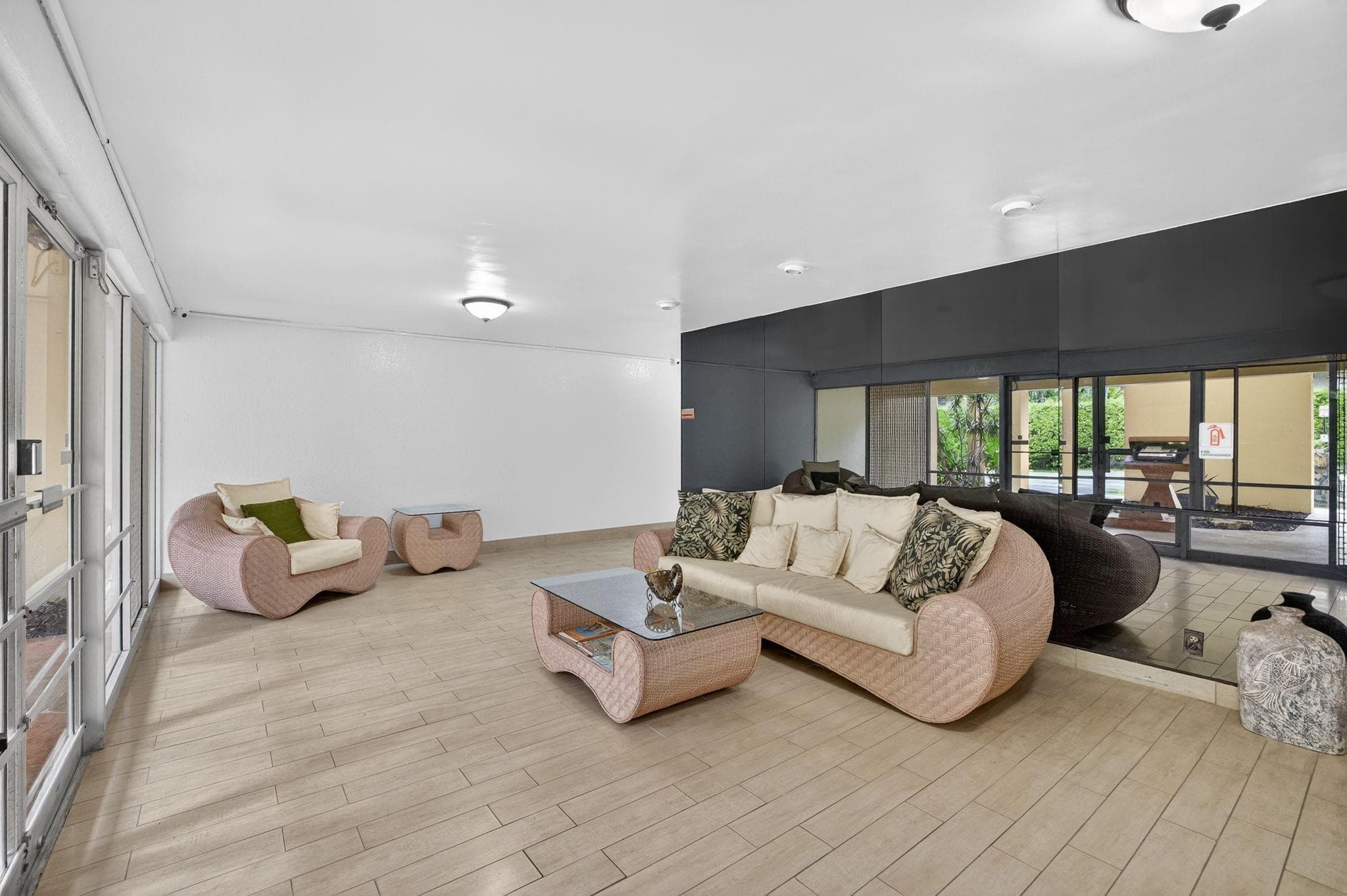 1700 SE 15th Street 308, Fort Lauderdale, FL 33316 — photo 32 of 55