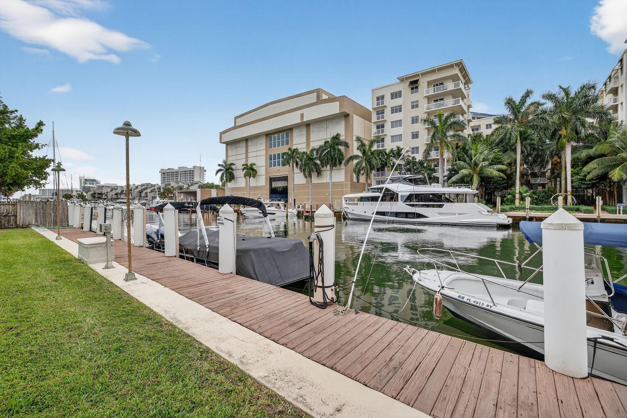 1700 SE 15th Street 308, Fort Lauderdale, FL 33316 — photo 37 of 55