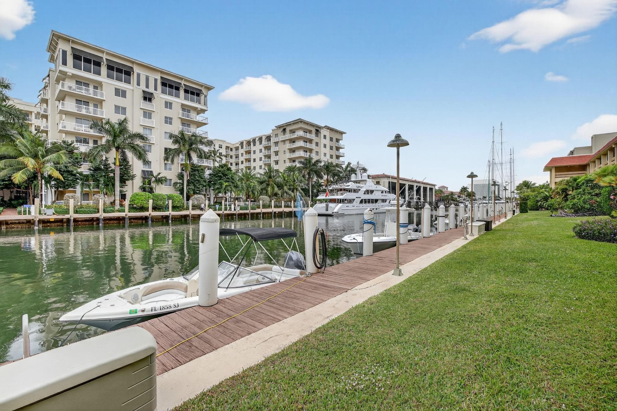 1700 SE 15th Street 308, Fort Lauderdale, FL 33316 — photo 40 of 55