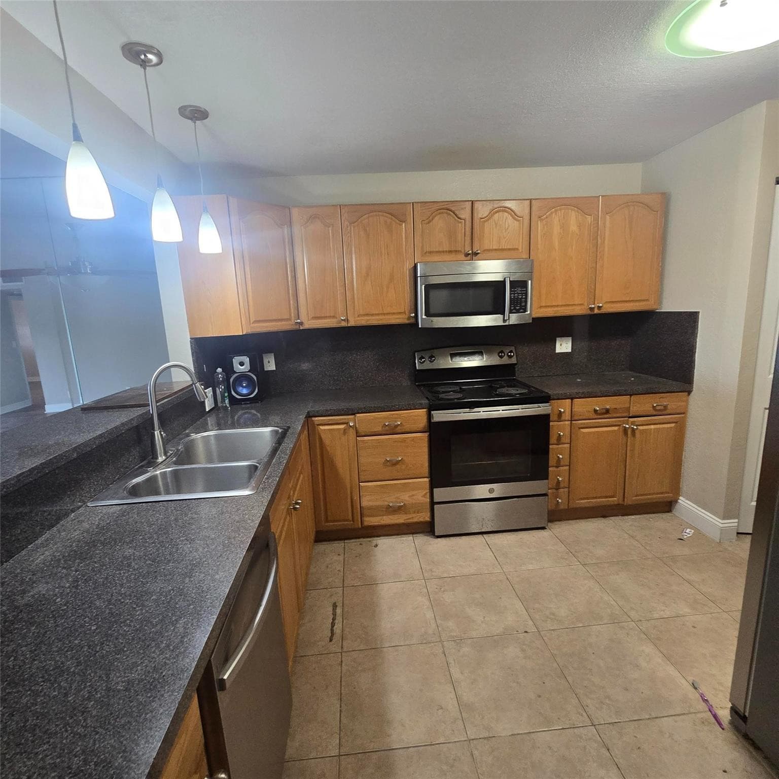 2850 Forest Hills Boulevard 315, Coral Springs, FL 33065 — photo 5 of 9