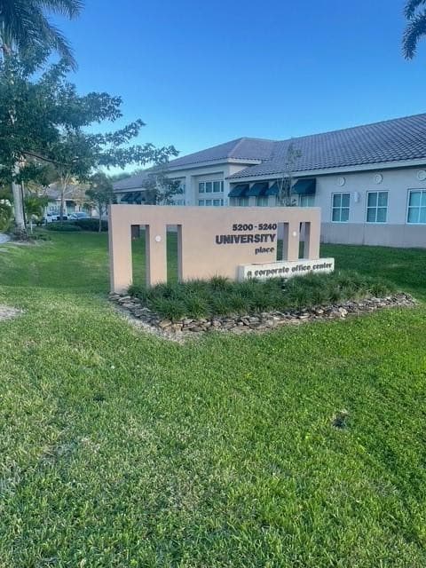 5220 University Drive 109c, Davie, FL 33328 — photo 2 of 9