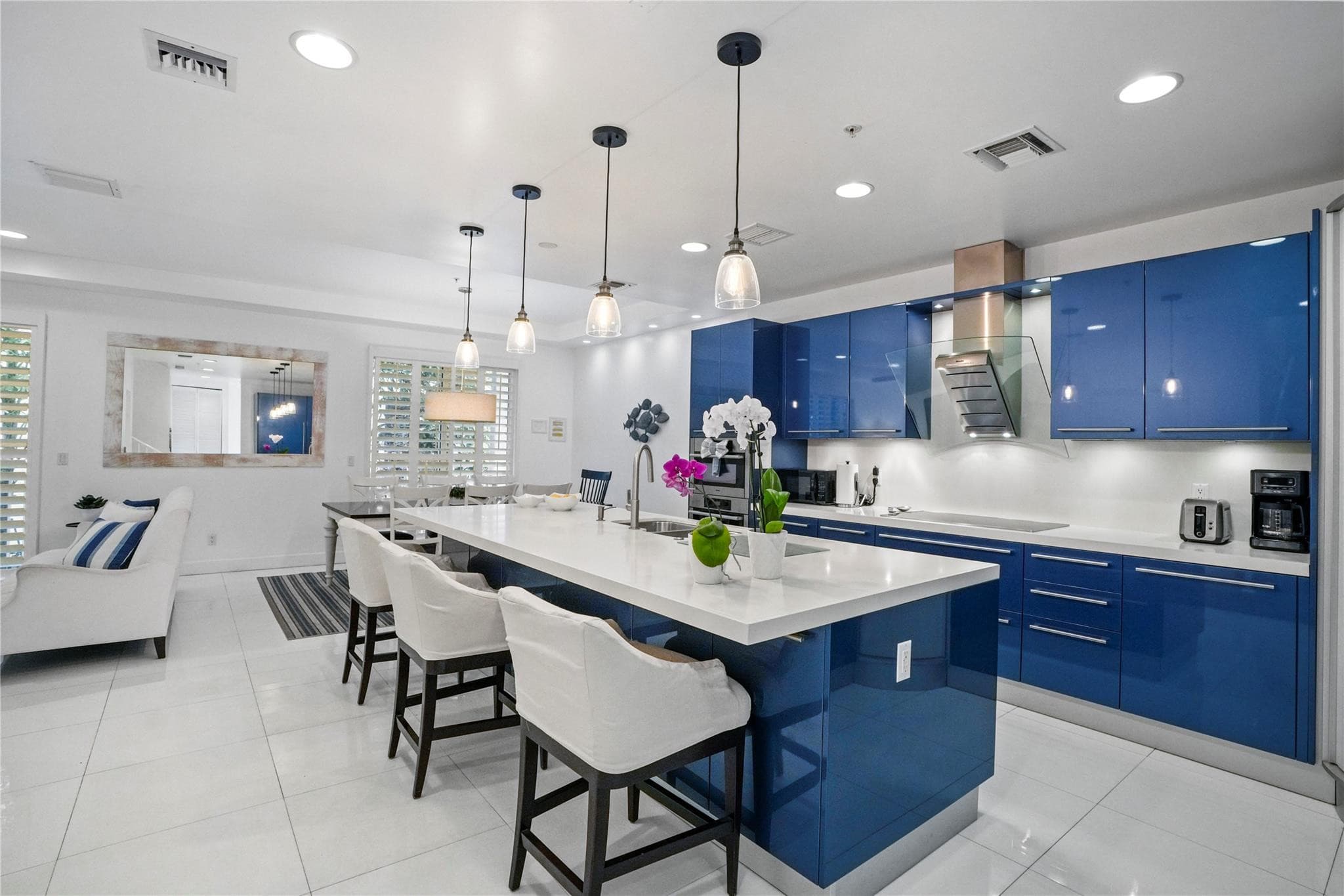 347 Oak Street B1, Hollywood, FL 33019 — photo 13 of 34