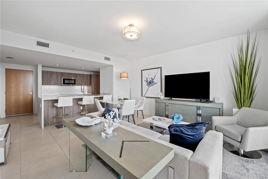 401 N Birch Road 614, Fort Lauderdale, FL 33304 — photo 2 of 22
