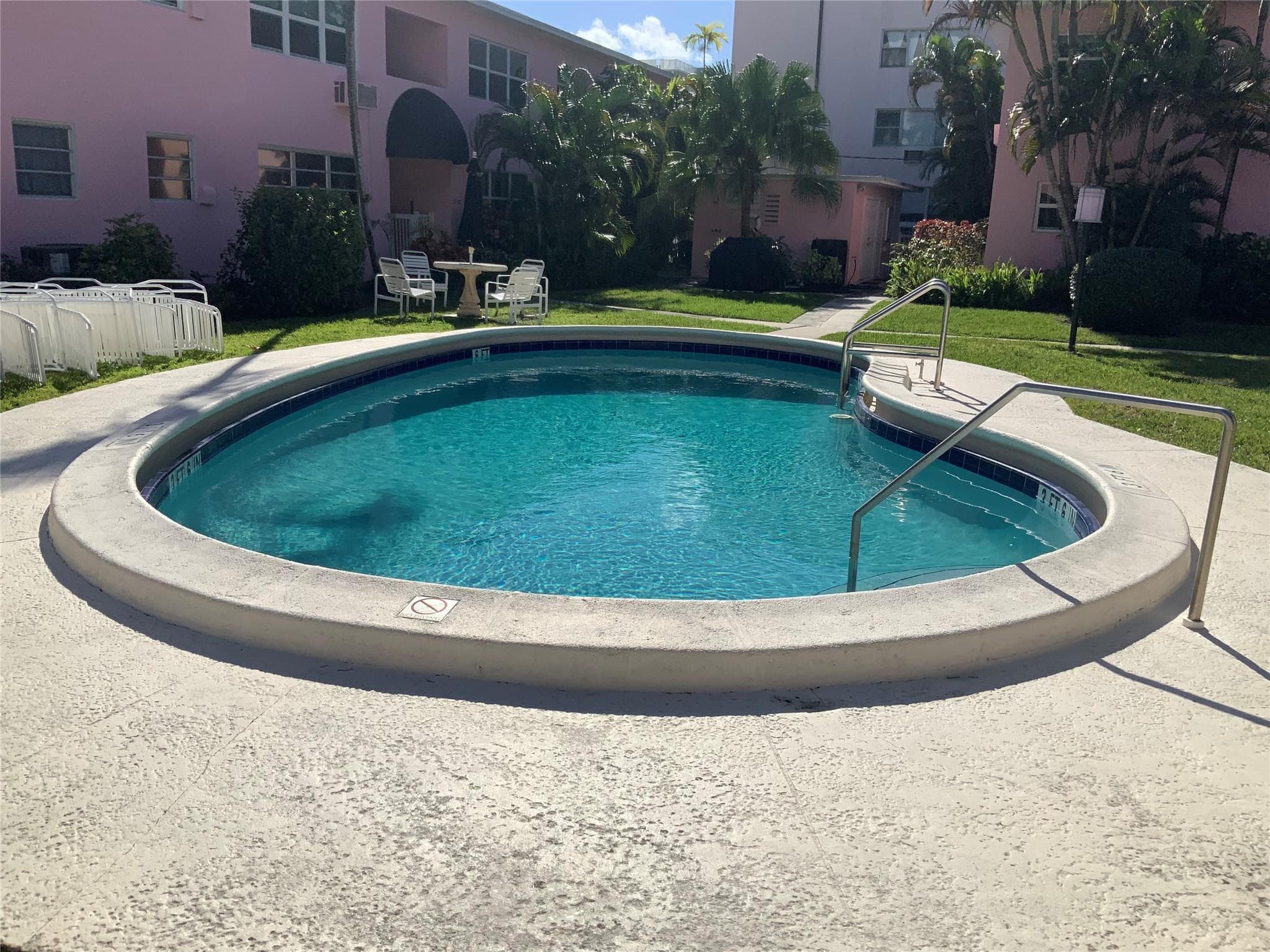 700 Bayshore Drive 13, Fort Lauderdale, FL 33304 — photo 2 of 25