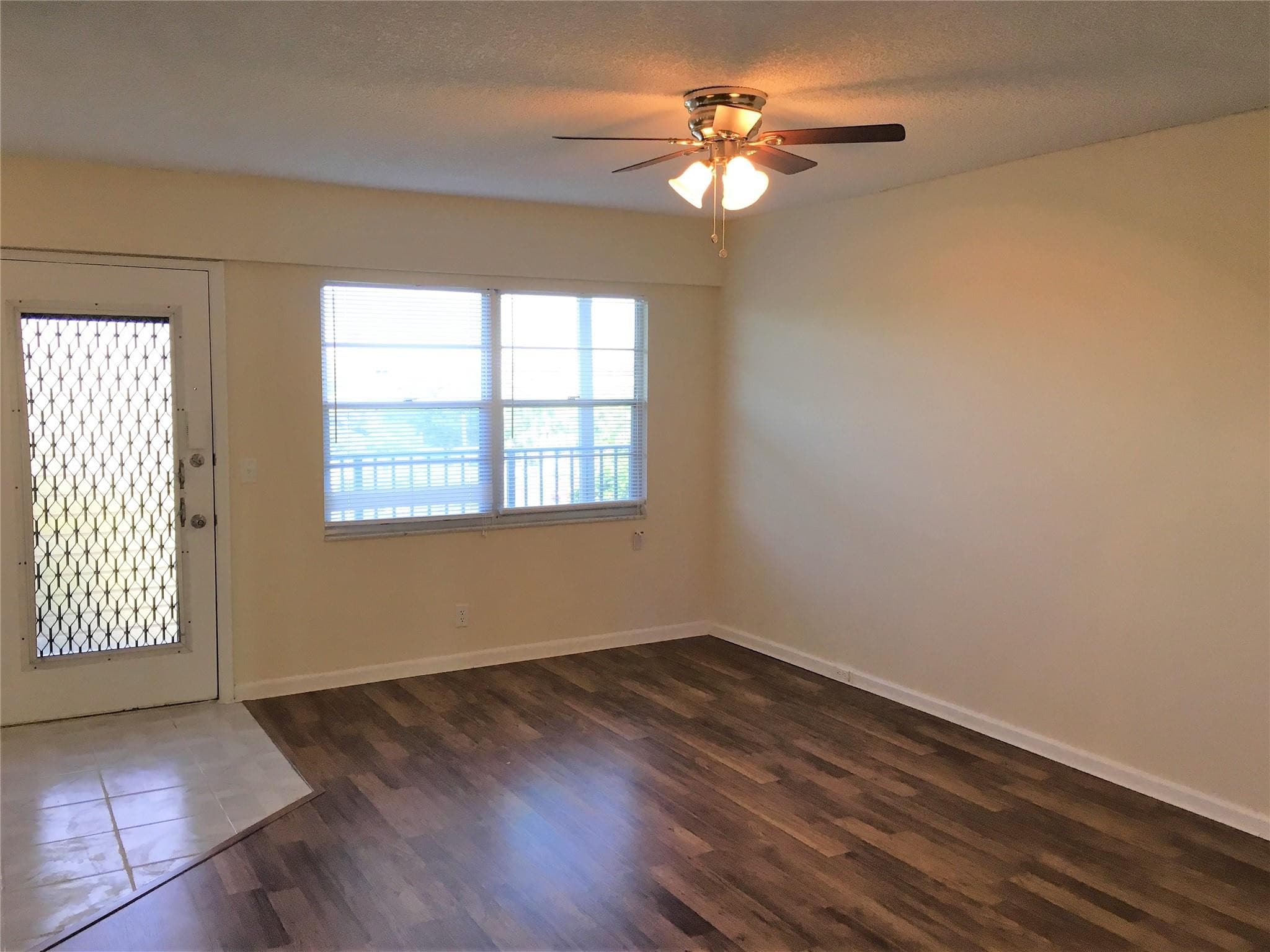 551 SW 135th Avenue 405b, Pembroke Pines, FL 33027 — photo 6 of 36
