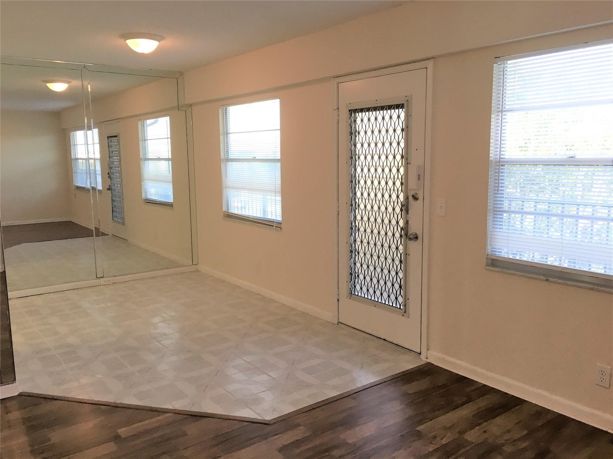 551 SW 135th Avenue 405b, Pembroke Pines, FL 33027 — photo 10 of 36