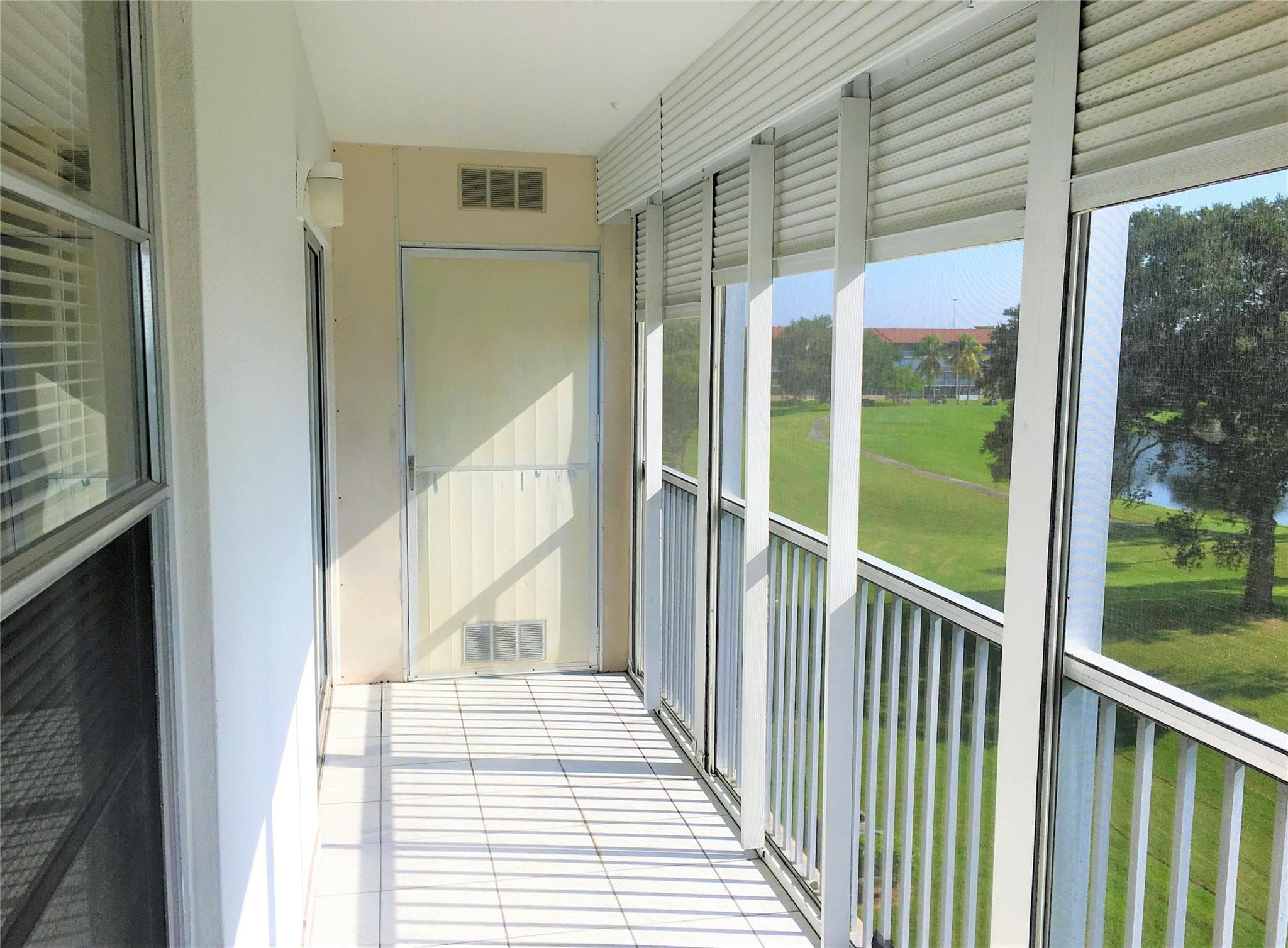 551 SW 135th Avenue 405b, Pembroke Pines, FL 33027 — photo 32 of 36