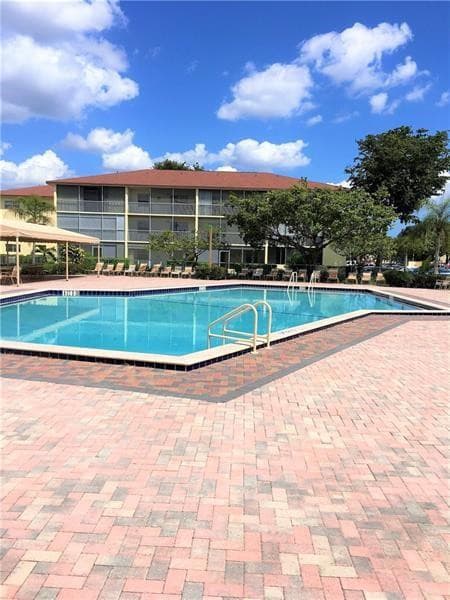 551 SW 135th Avenue 405b, Pembroke Pines, FL 33027 — photo 36 of 36