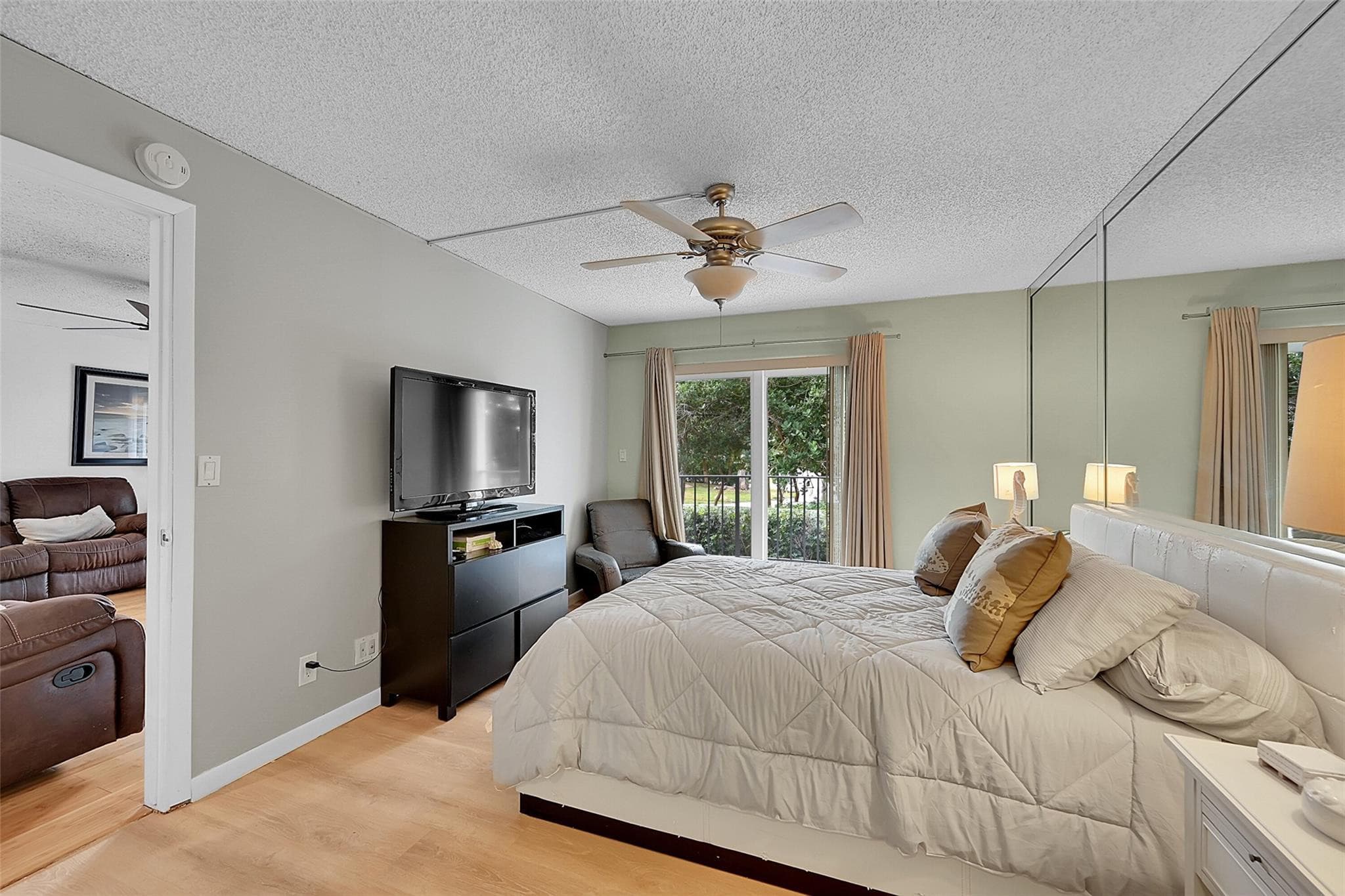 3909 N Ocean Boulevard 108, Fort Lauderdale, FL 33308 — photo 25 of 37