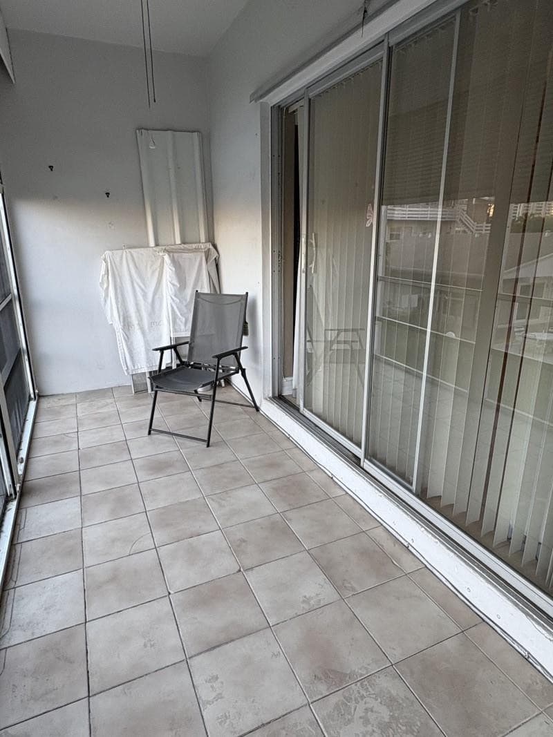 700 Layne Bl 212, Hallandale Beach, FL 33009 — photo 20 of 24