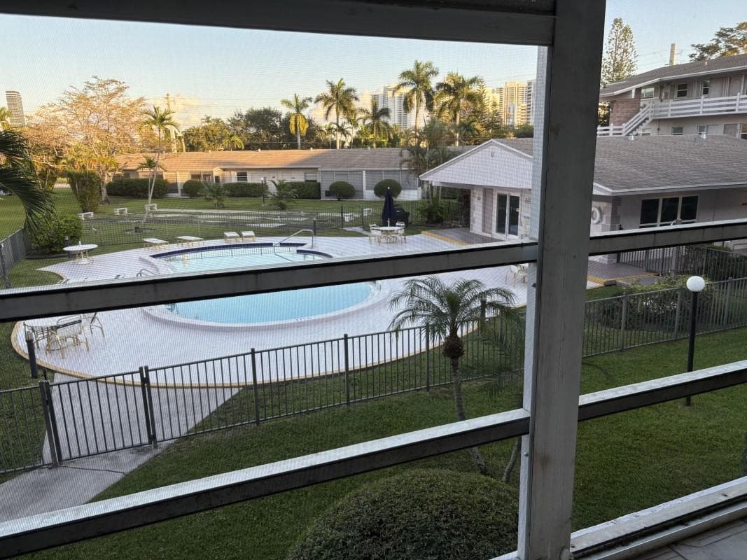 700 Layne Bl 212, Hallandale Beach, FL 33009 — photo 22 of 24