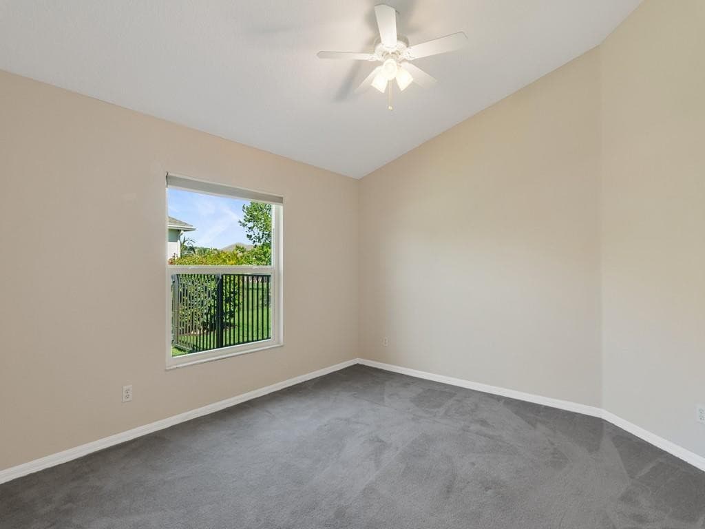 8340 Paladin Square, Vero Beach, FL 32967 — photo 16 of 28