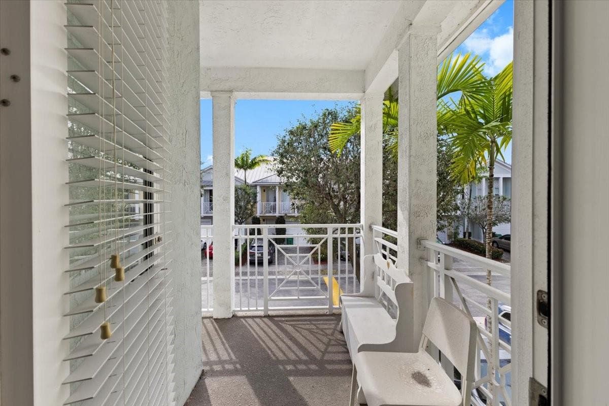 10821 NW 76th Lane 10821, Doral, FL 33178 — photo 37 of 58