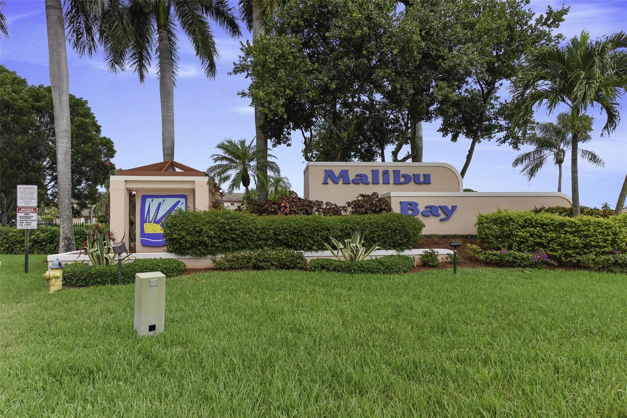 757 NW 208th Drive, Pembroke Pines, FL 33029 — photo 3 of 52