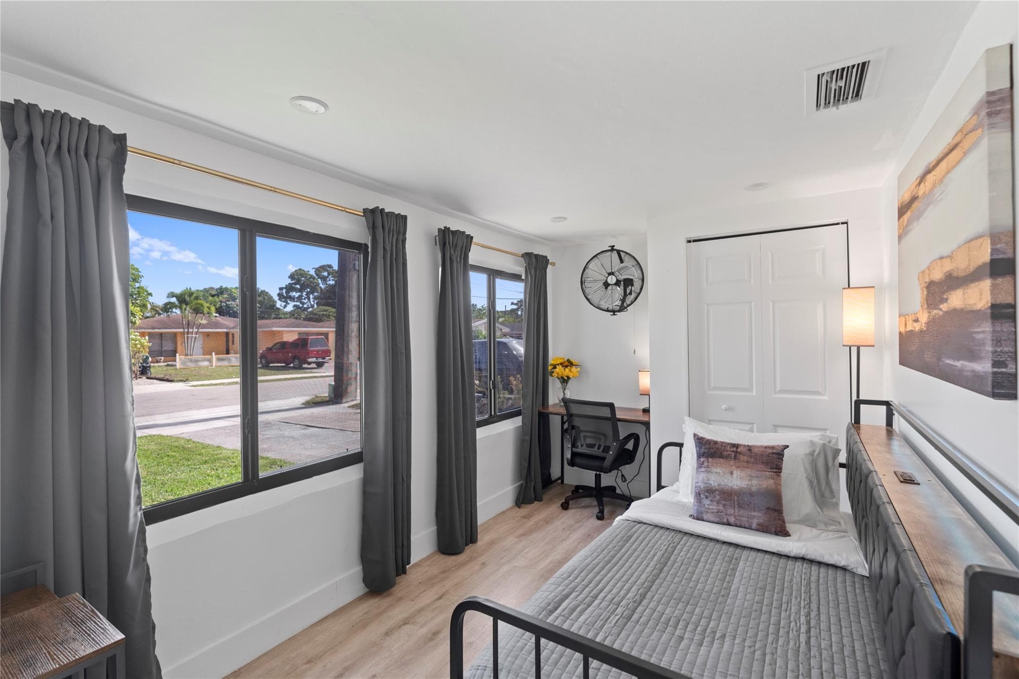 719 NE 36th Street, Oakland Park, FL 33334 — photo 43 of 44
