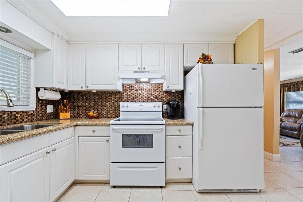 120 NW 51st Street, Deerfield Beach, FL 33064 — photo 15 of 49